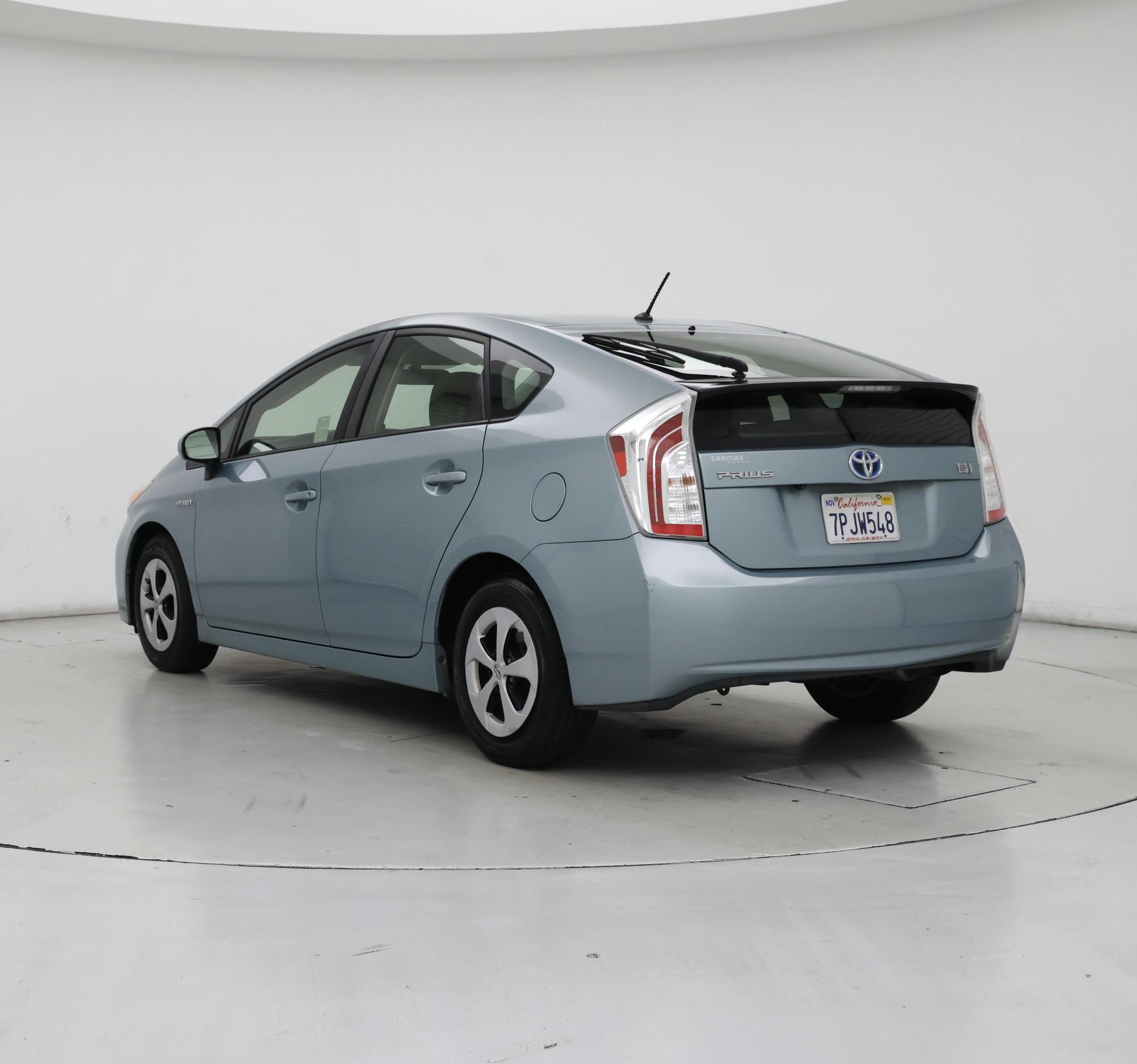 Thumbnail: 2015 Toyota Prius - 2