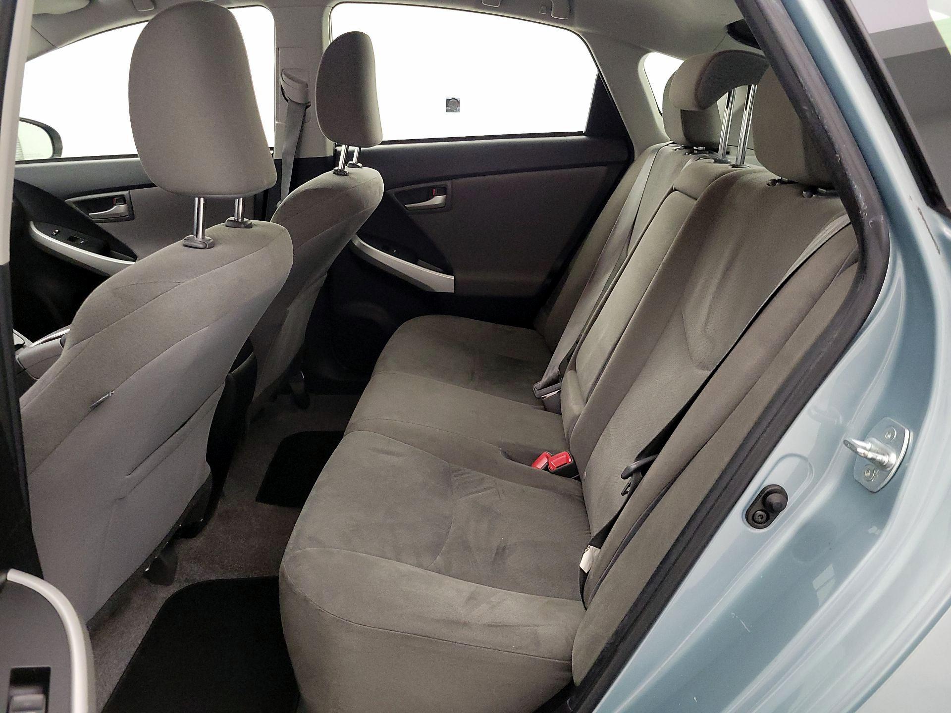 Thumbnail: 2015 Toyota Prius - 19
