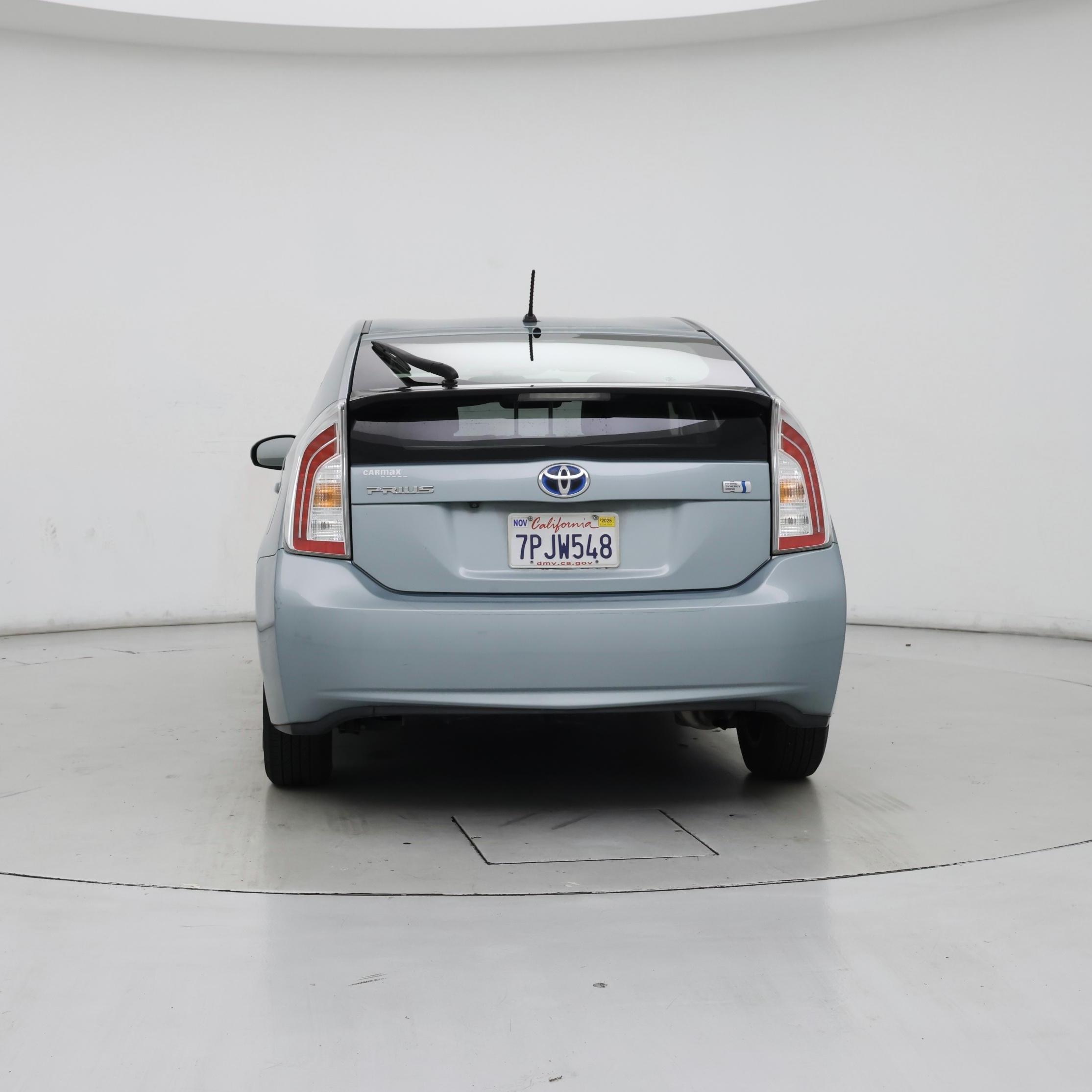 Thumbnail: 2015 Toyota Prius - 6