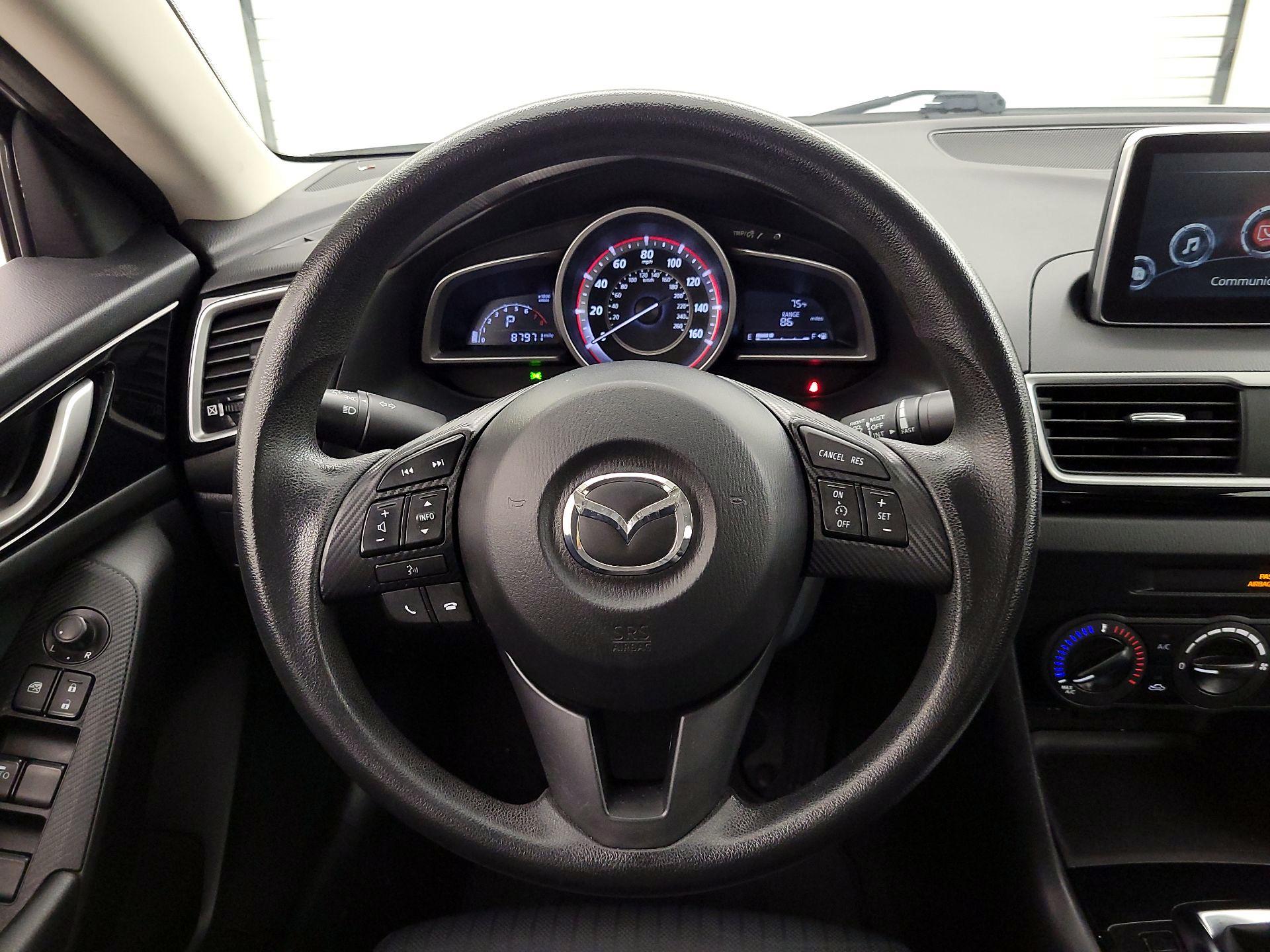 Thumbnail: 2016 Mazda Mazda3 - 10