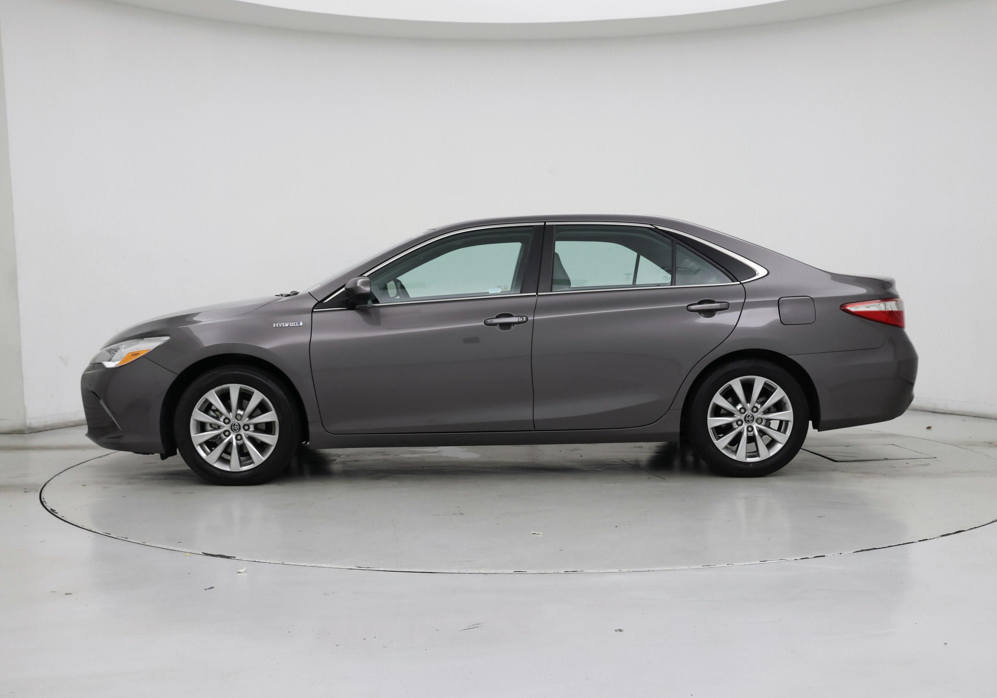 Thumbnail: 2015 Toyota Camry - 3