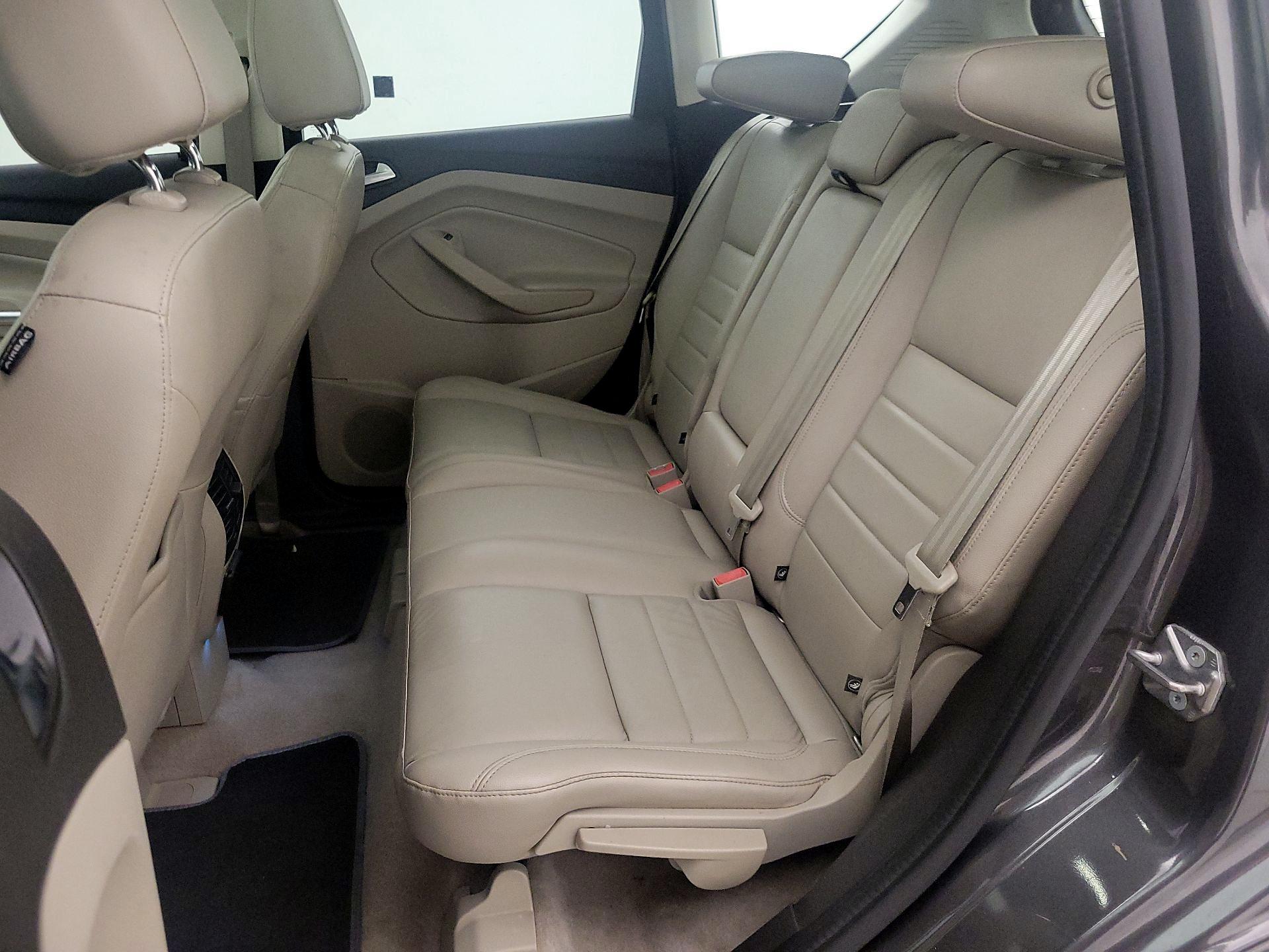 Thumbnail: 2015 Ford C-Max - 18