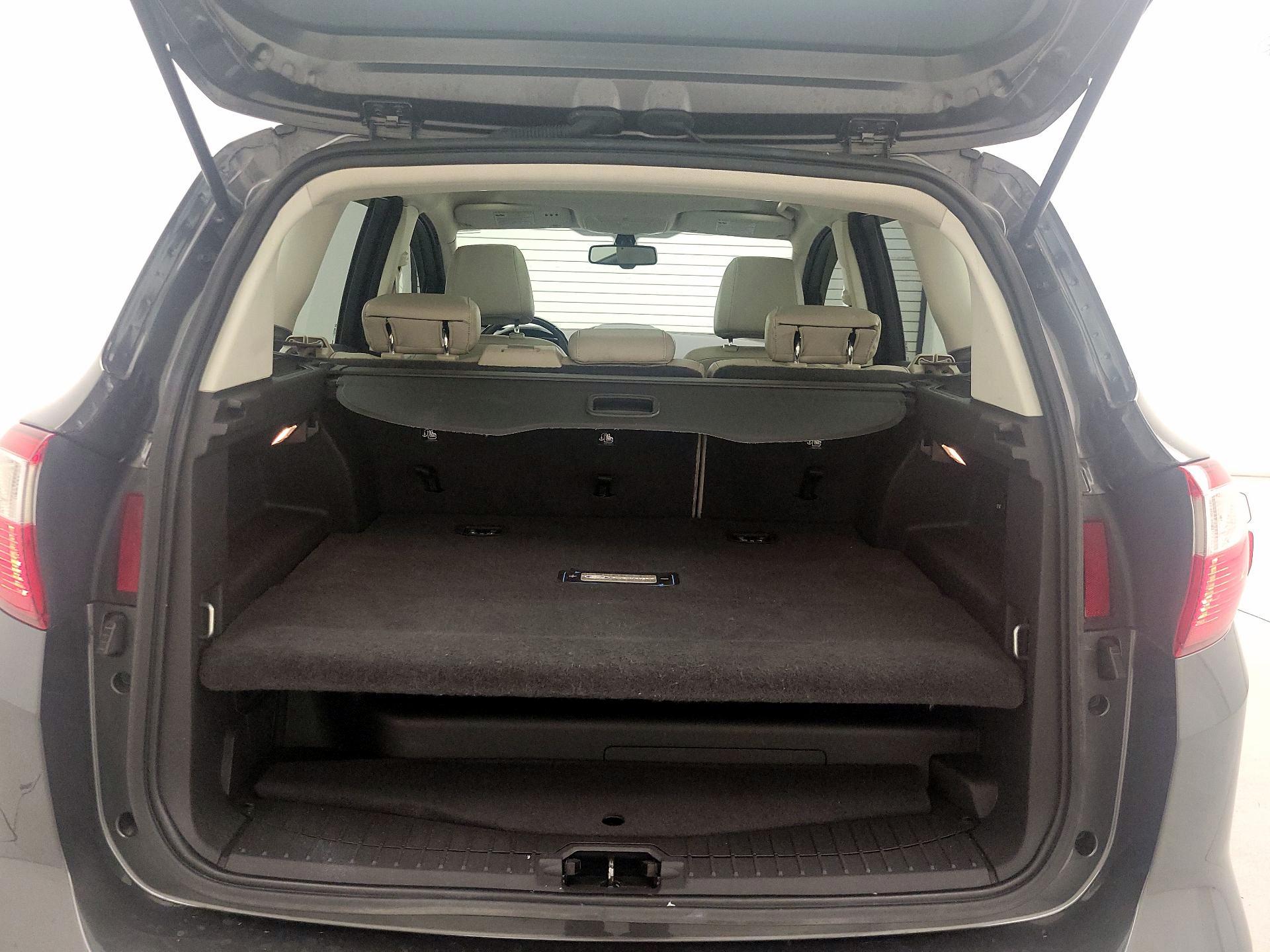 Thumbnail: 2015 Ford C-Max - 19