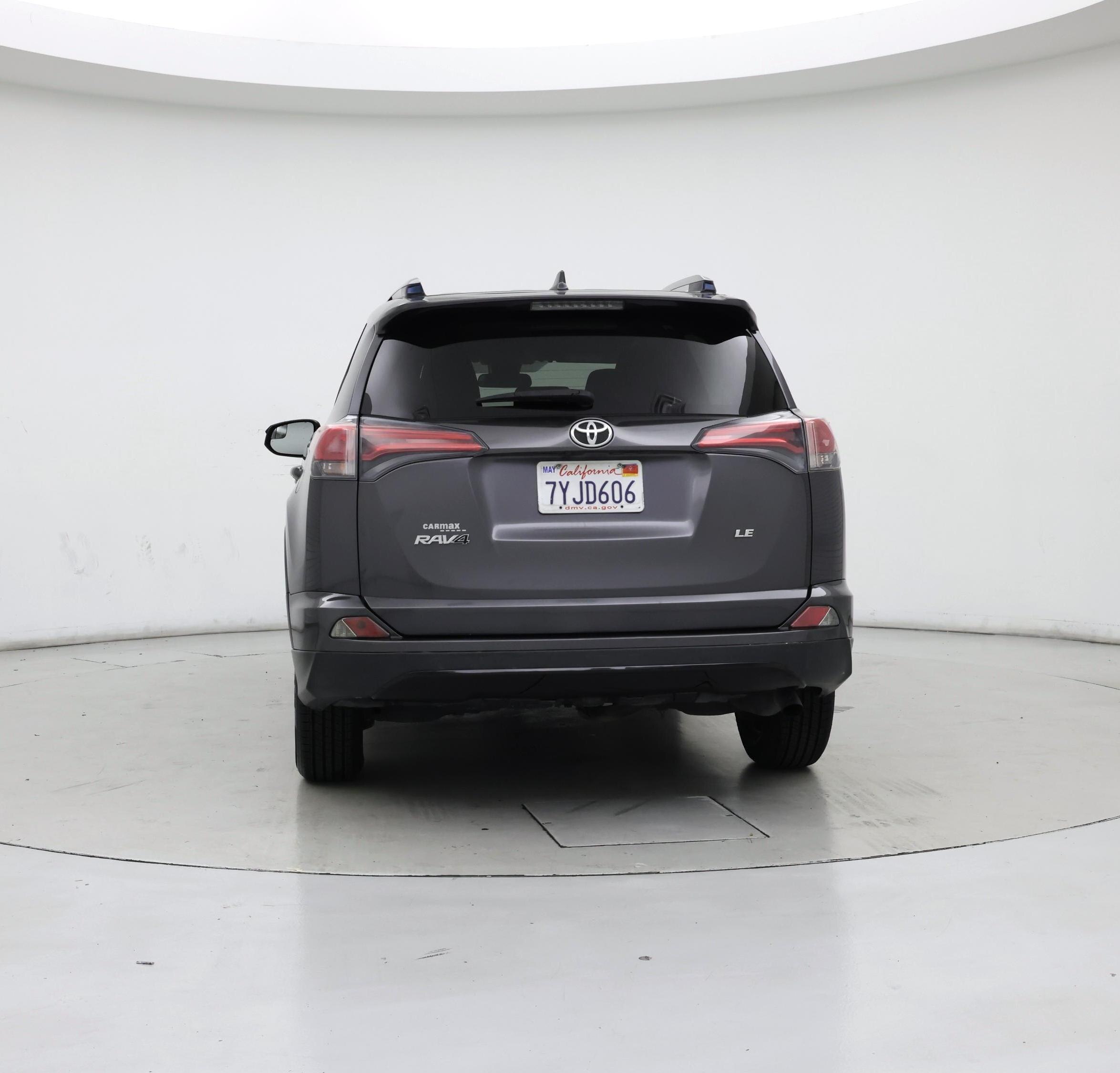 Thumbnail: 2017 Toyota RAV4 - 6
