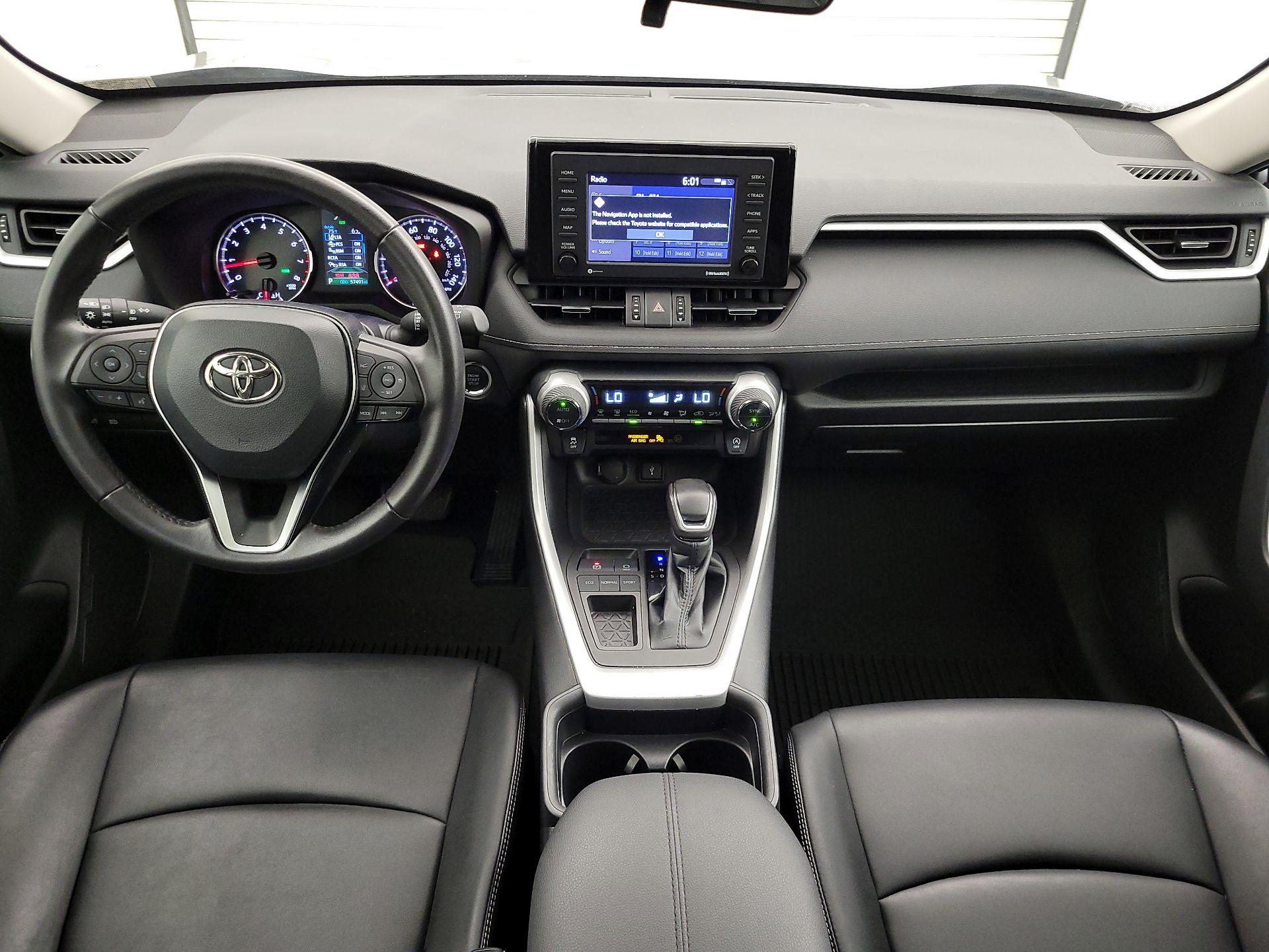 Thumbnail: 2021 Toyota RAV4 - 9