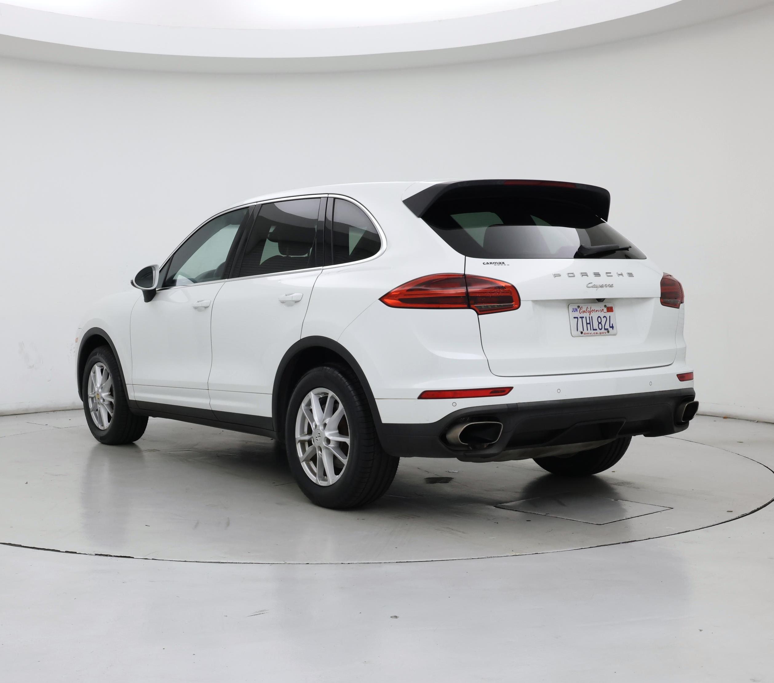 Thumbnail: 2016 Porsche Cayenne - 2