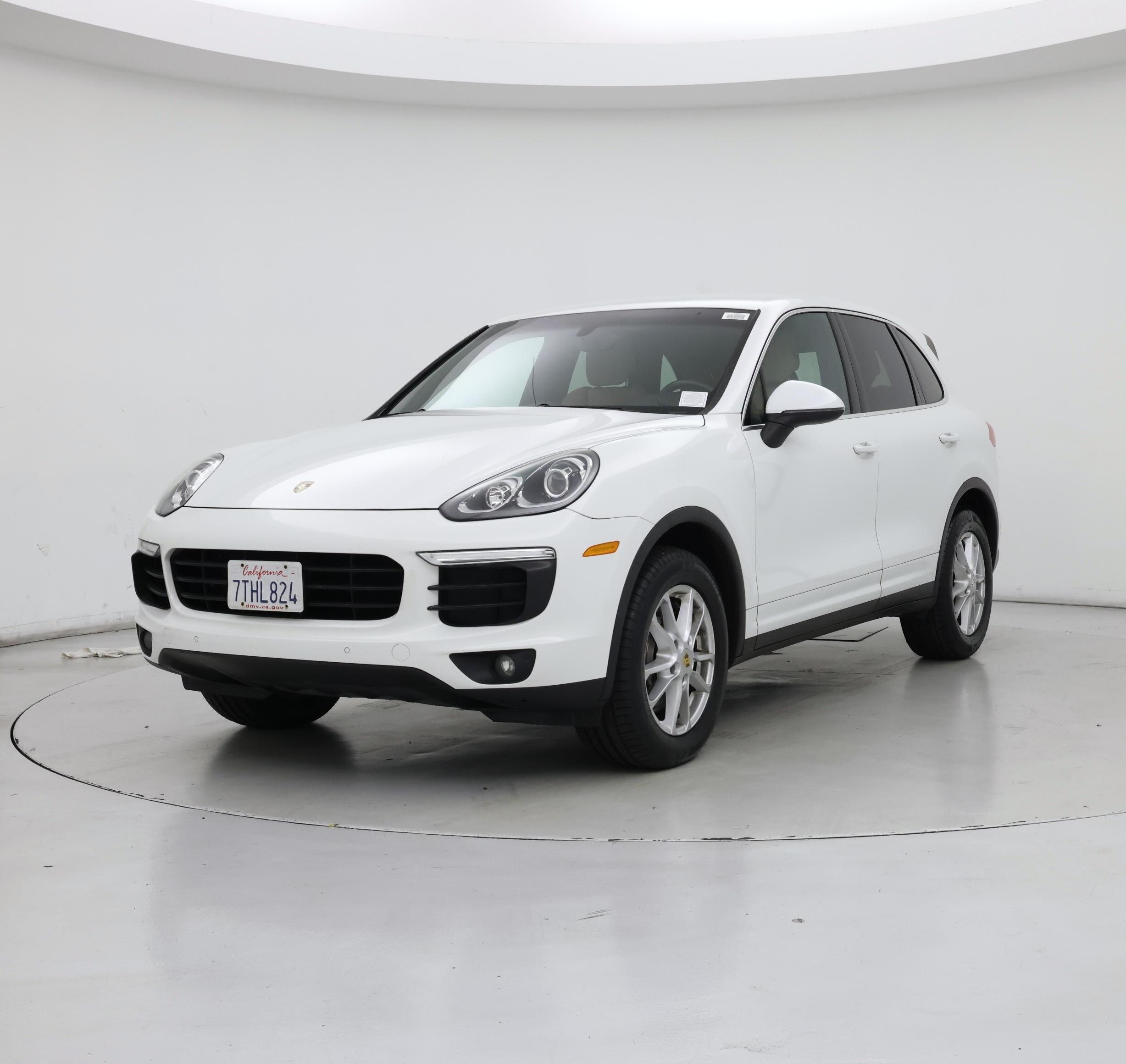 Thumbnail: 2016 Porsche Cayenne - 4