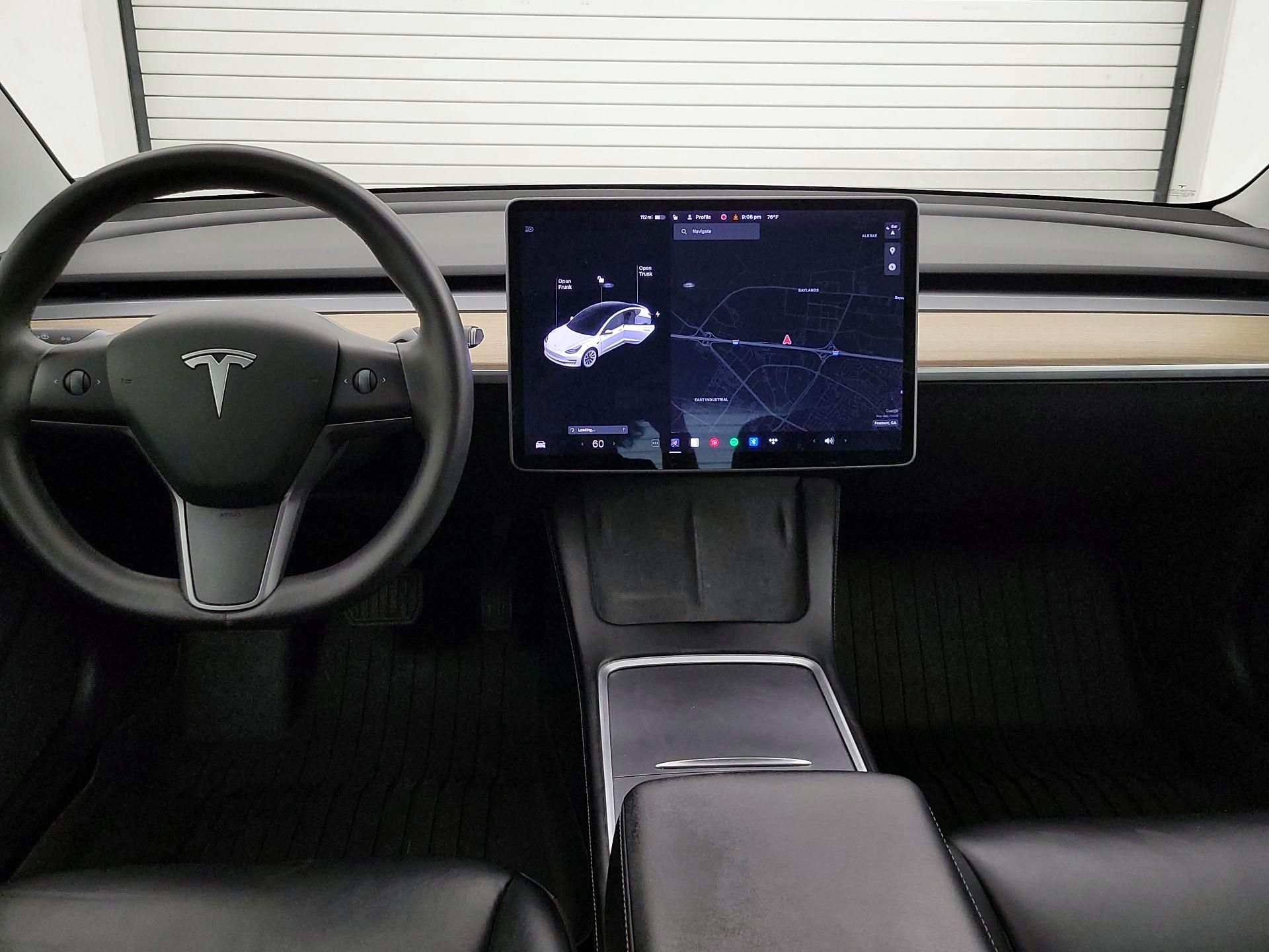 Thumbnail: 2021 Tesla Model 3 - 9