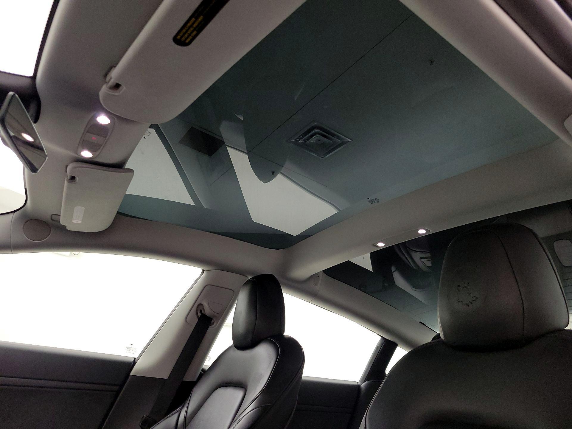 Thumbnail: 2021 Tesla Model 3 - 18