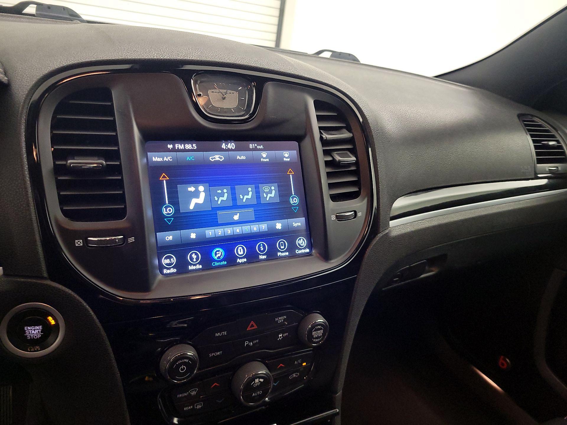 Thumbnail: 2018 Chrysler 300 - 17