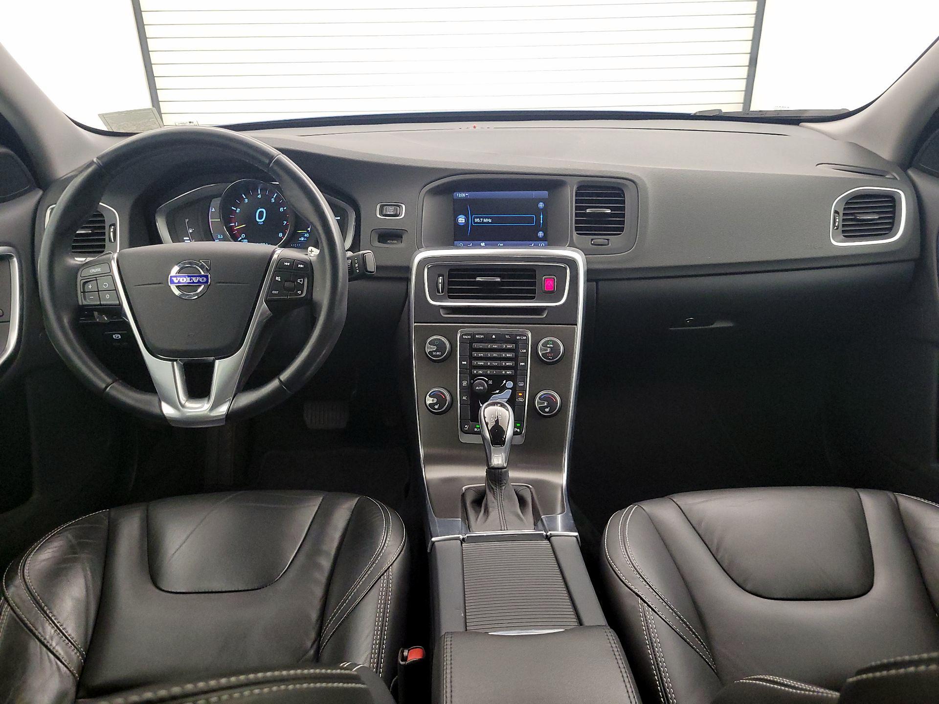 Thumbnail: 2014 Volvo S60 - 9