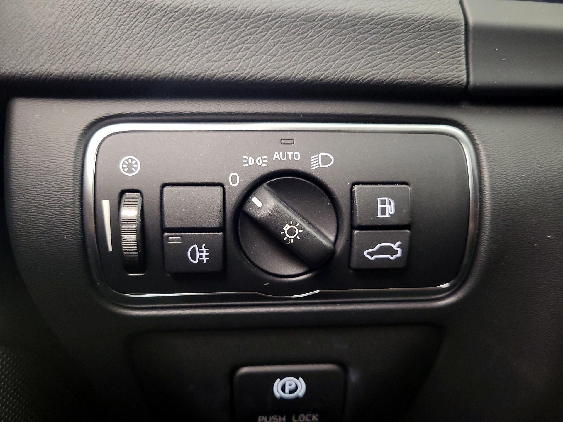 Thumbnail: 2014 Volvo S60 - 13
