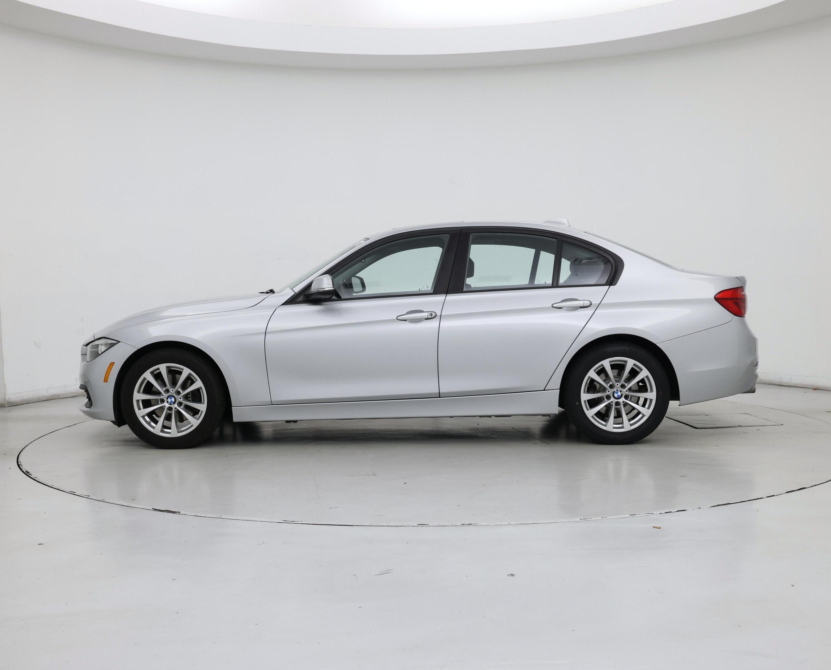 Thumbnail: 2016 BMW 3 Series - 3