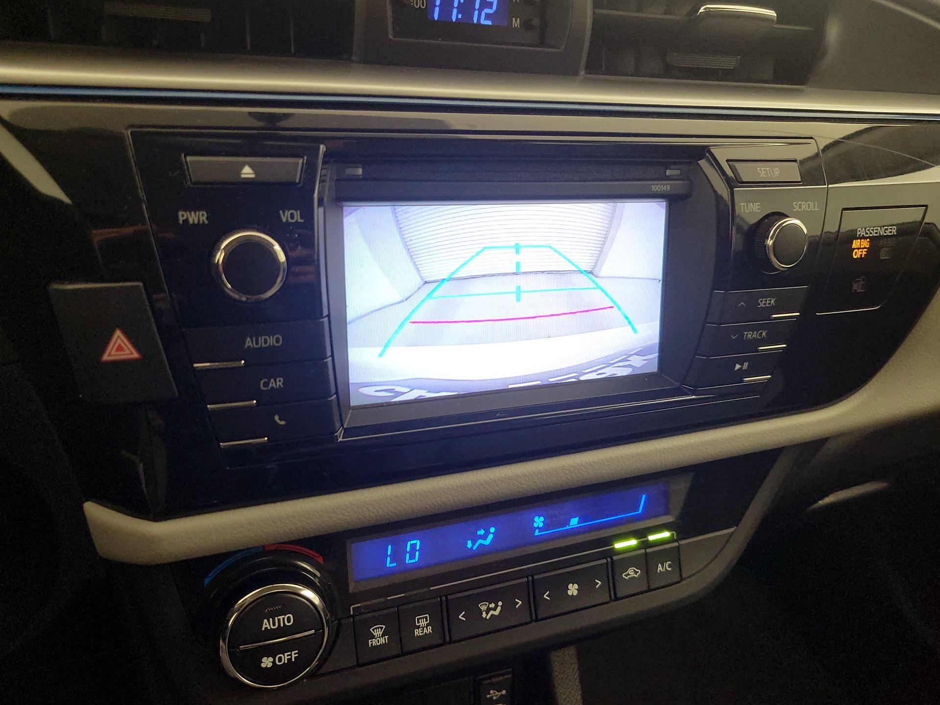 Thumbnail: 2015 Toyota Corolla - 14