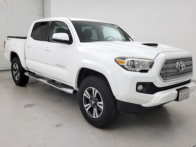 White 2016 Toyota Tacoma TRD Sport