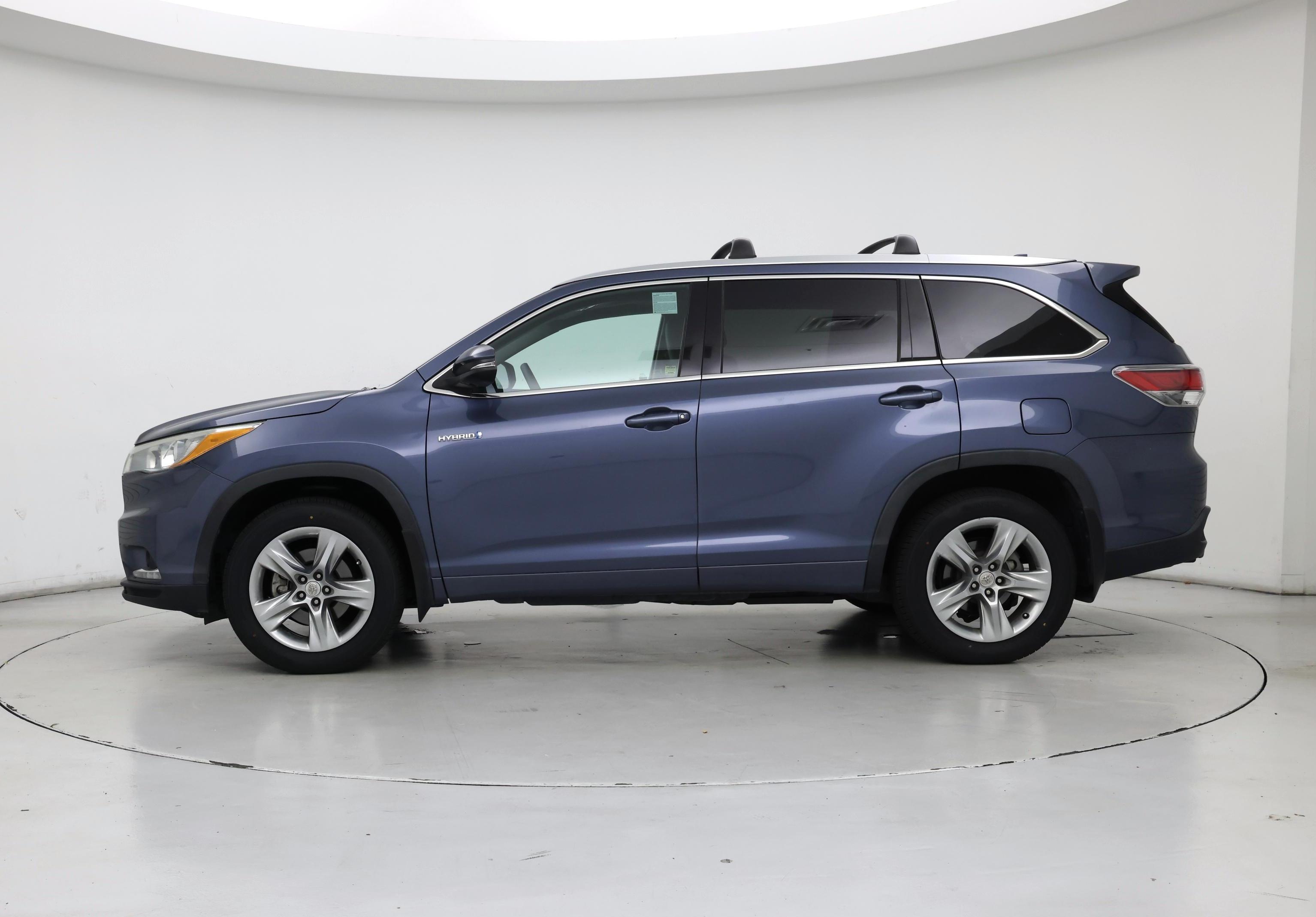 Thumbnail: 2015 Toyota Highlander - 3