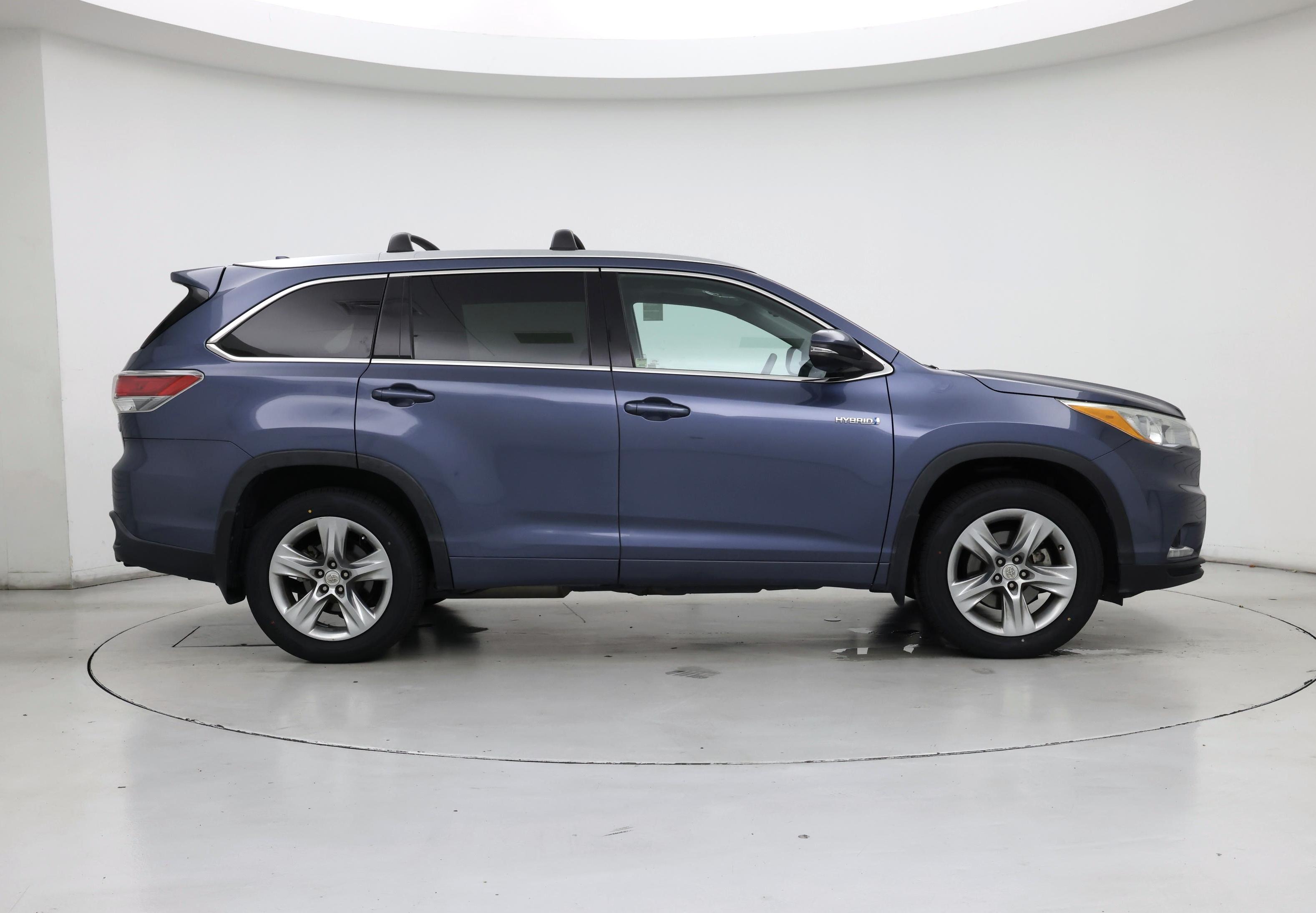 Thumbnail: 2015 Toyota Highlander - 7