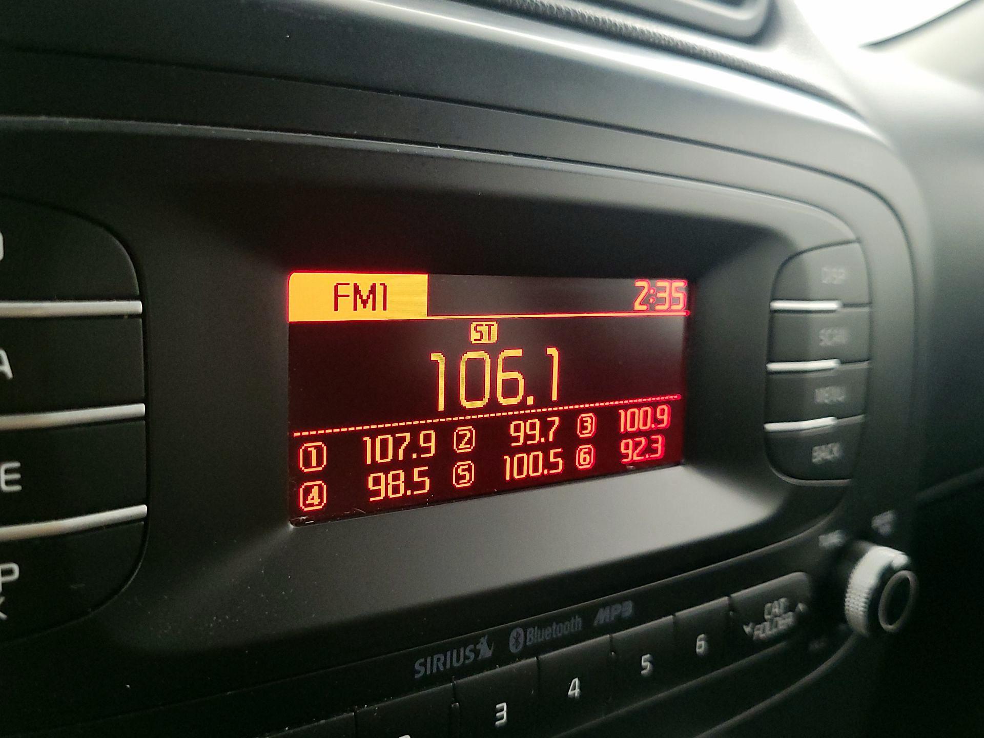 Thumbnail: 2015 Kia Soul - 14