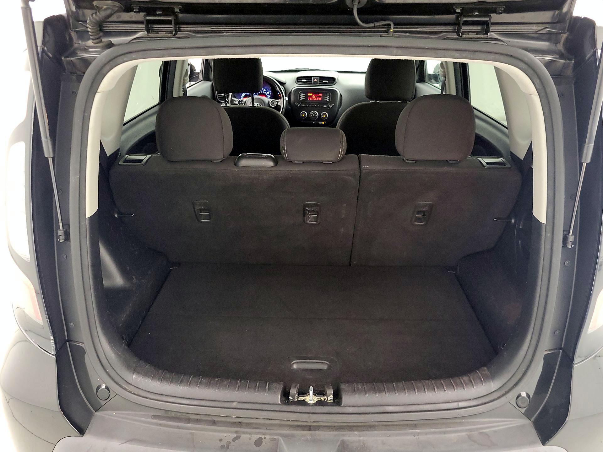 Thumbnail: 2015 Kia Soul - 18