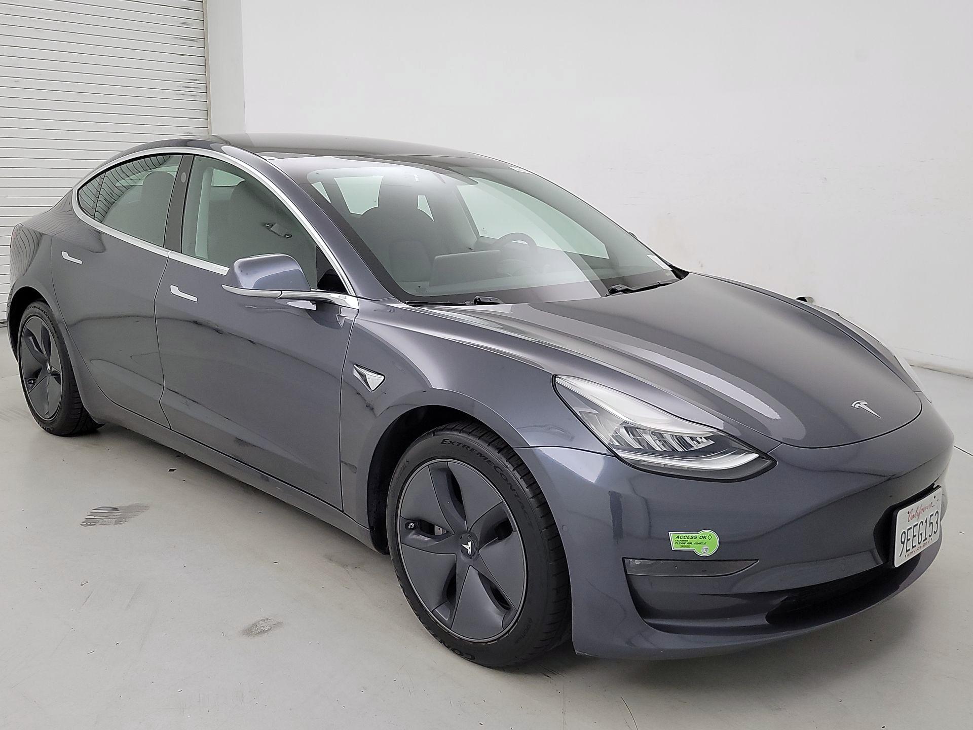 Thumbnail: 2020 Tesla Model 3 - 1