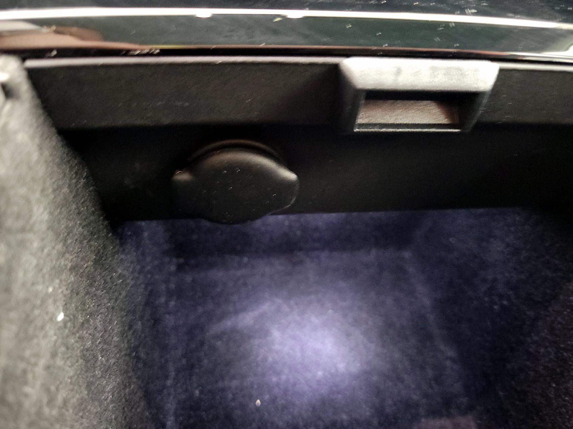 Thumbnail: 2020 Tesla Model 3 - 16