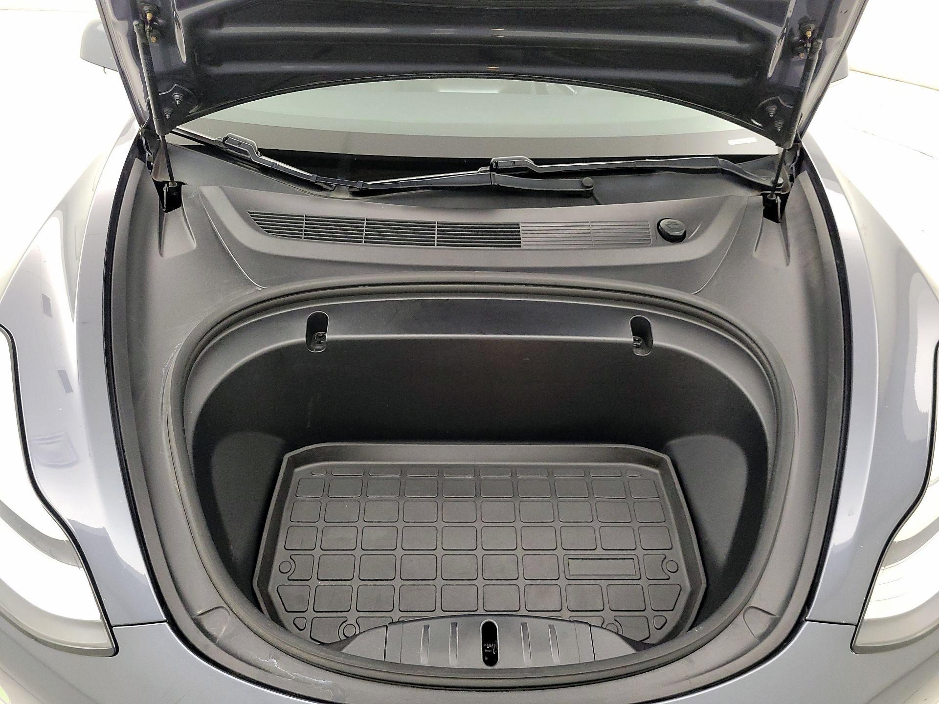Thumbnail: 2020 Tesla Model 3 - 20