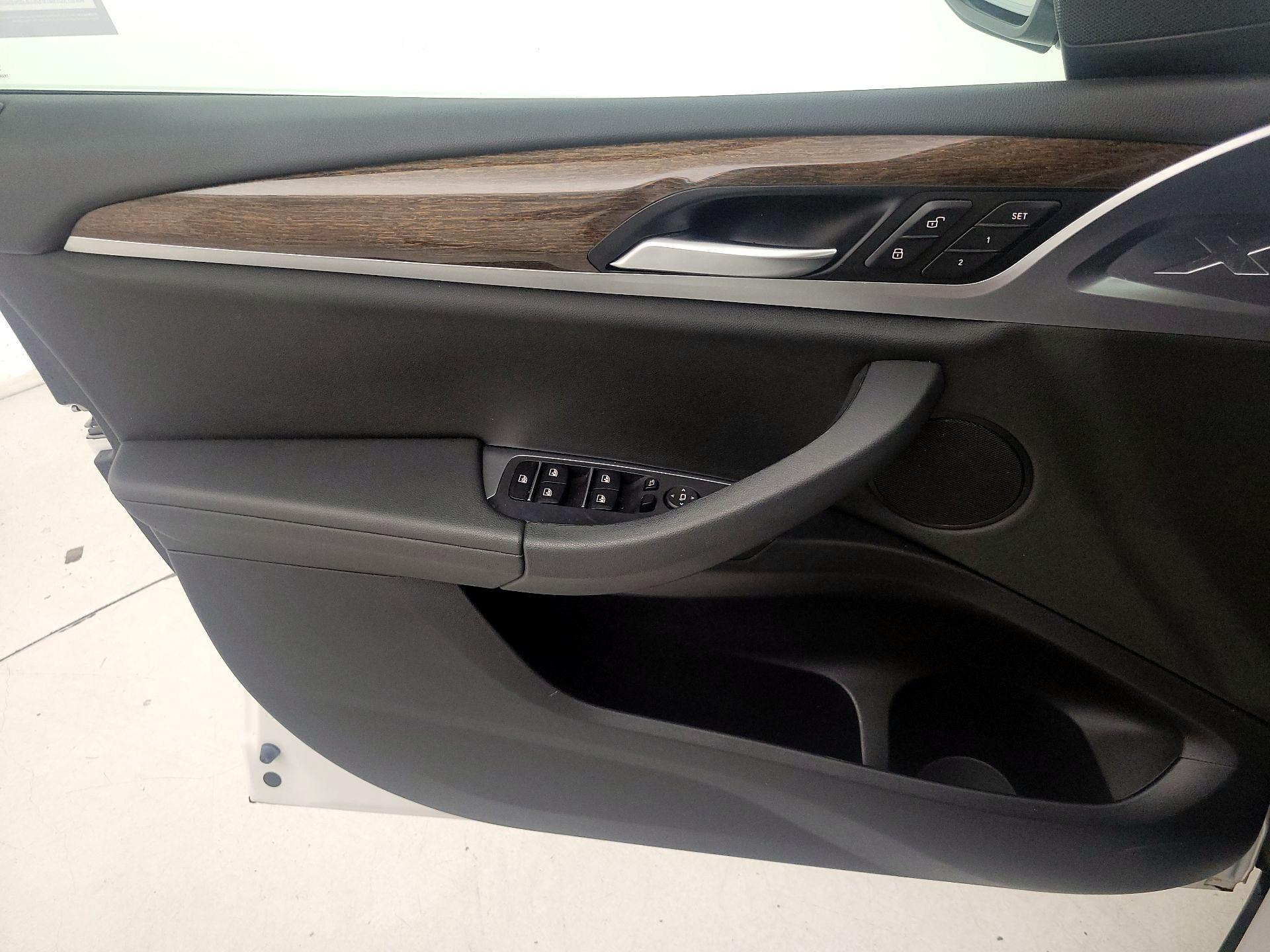Thumbnail: 2019 BMW X3 - 12