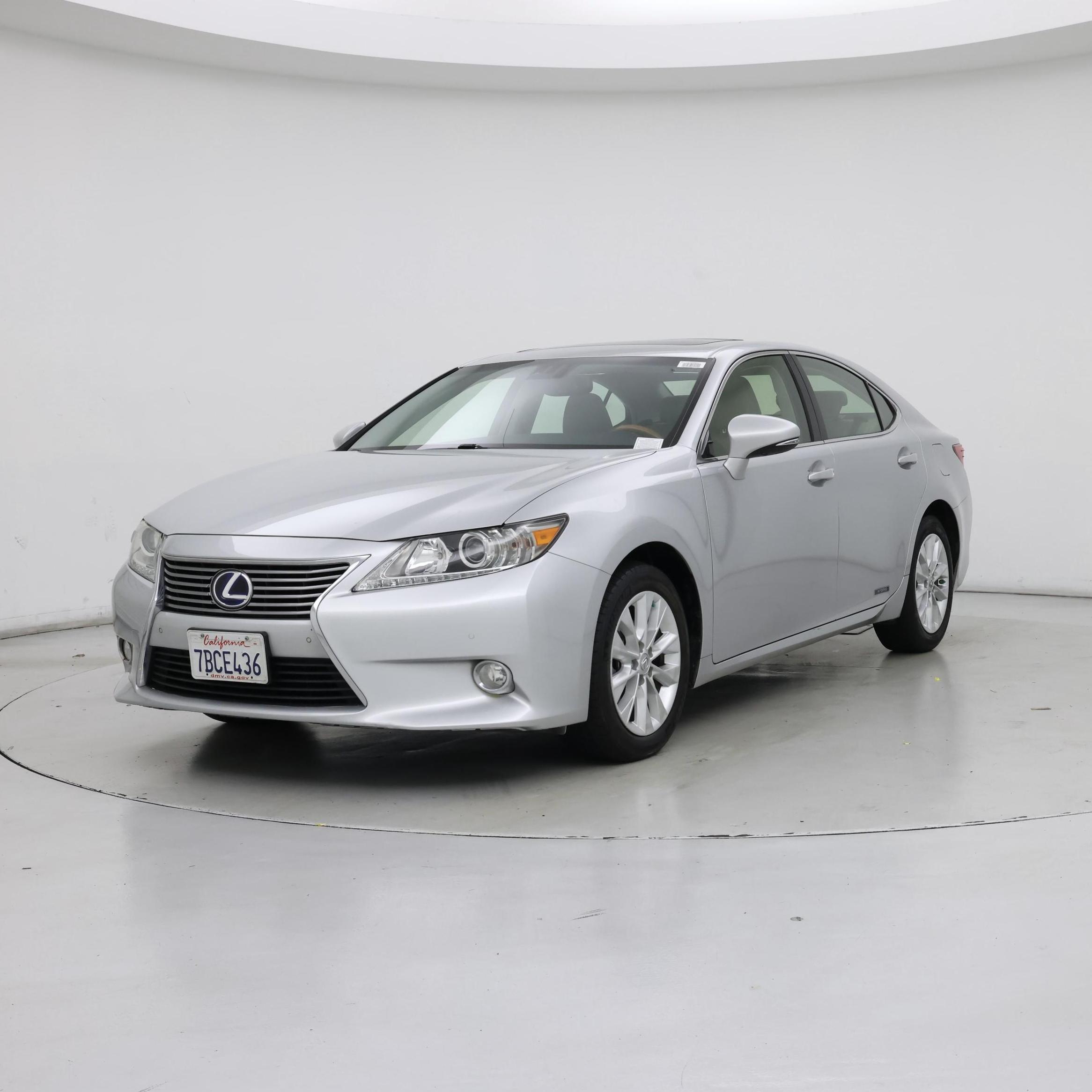 Thumbnail: 2013 Lexus ES - 4