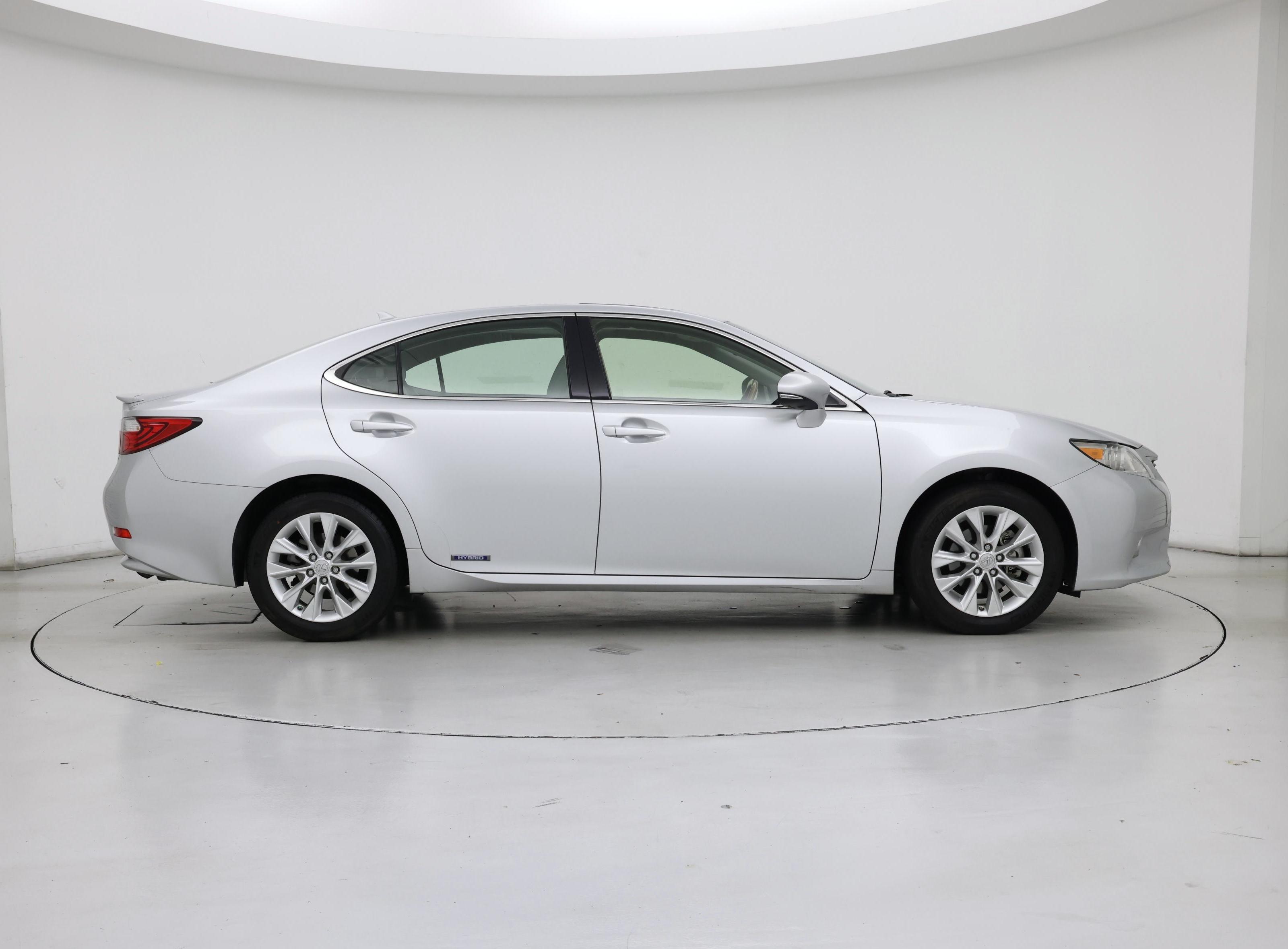 Thumbnail: 2013 Lexus ES - 7