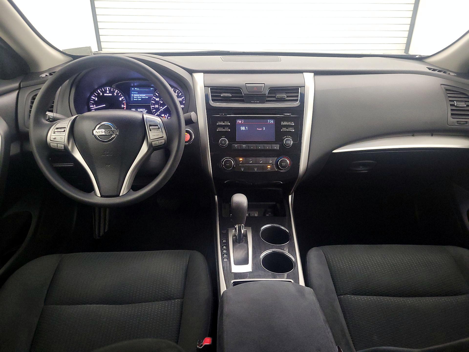 Thumbnail: 2014 Nissan Altima - 9