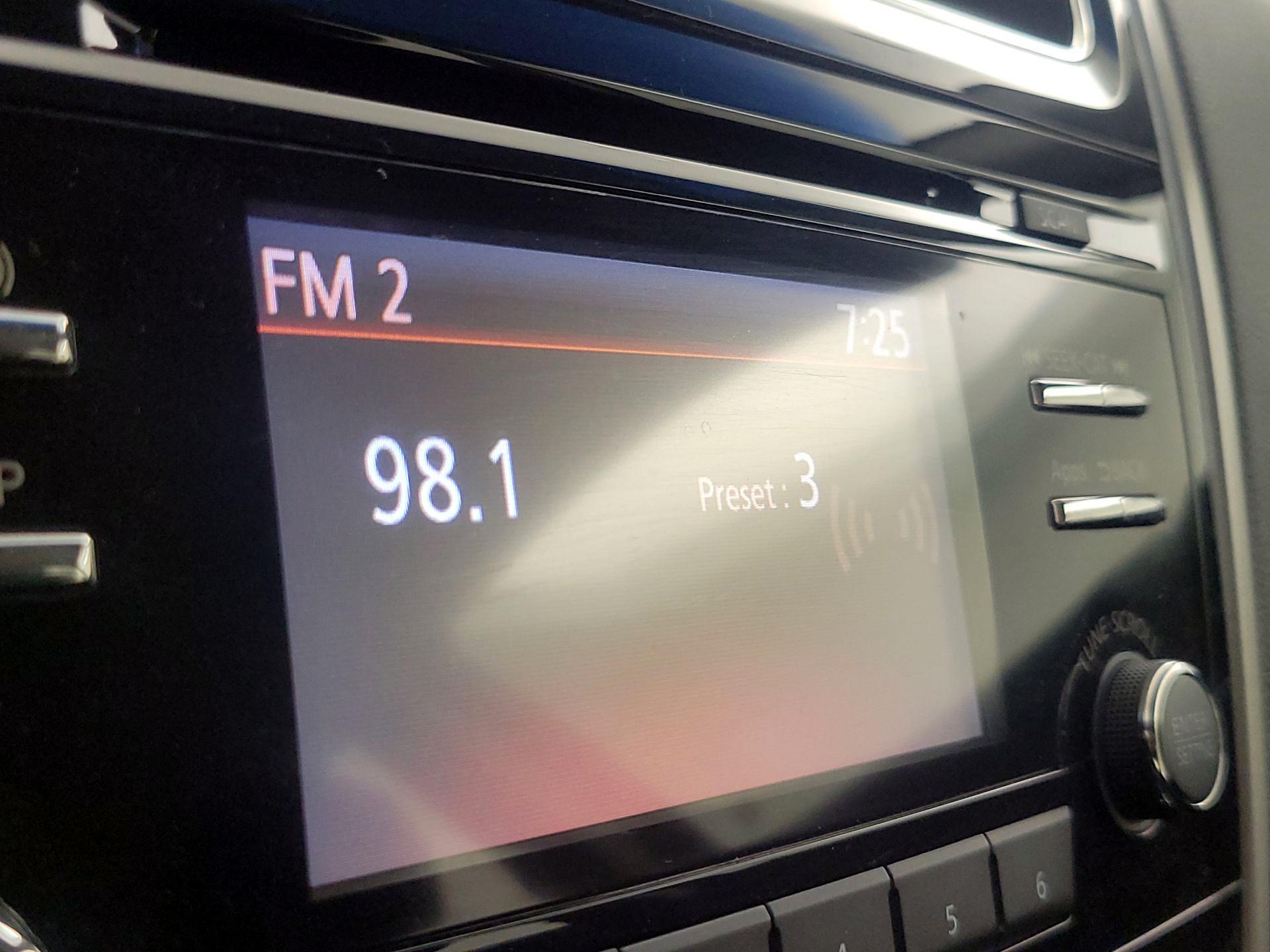 Thumbnail: 2014 Nissan Altima - 15