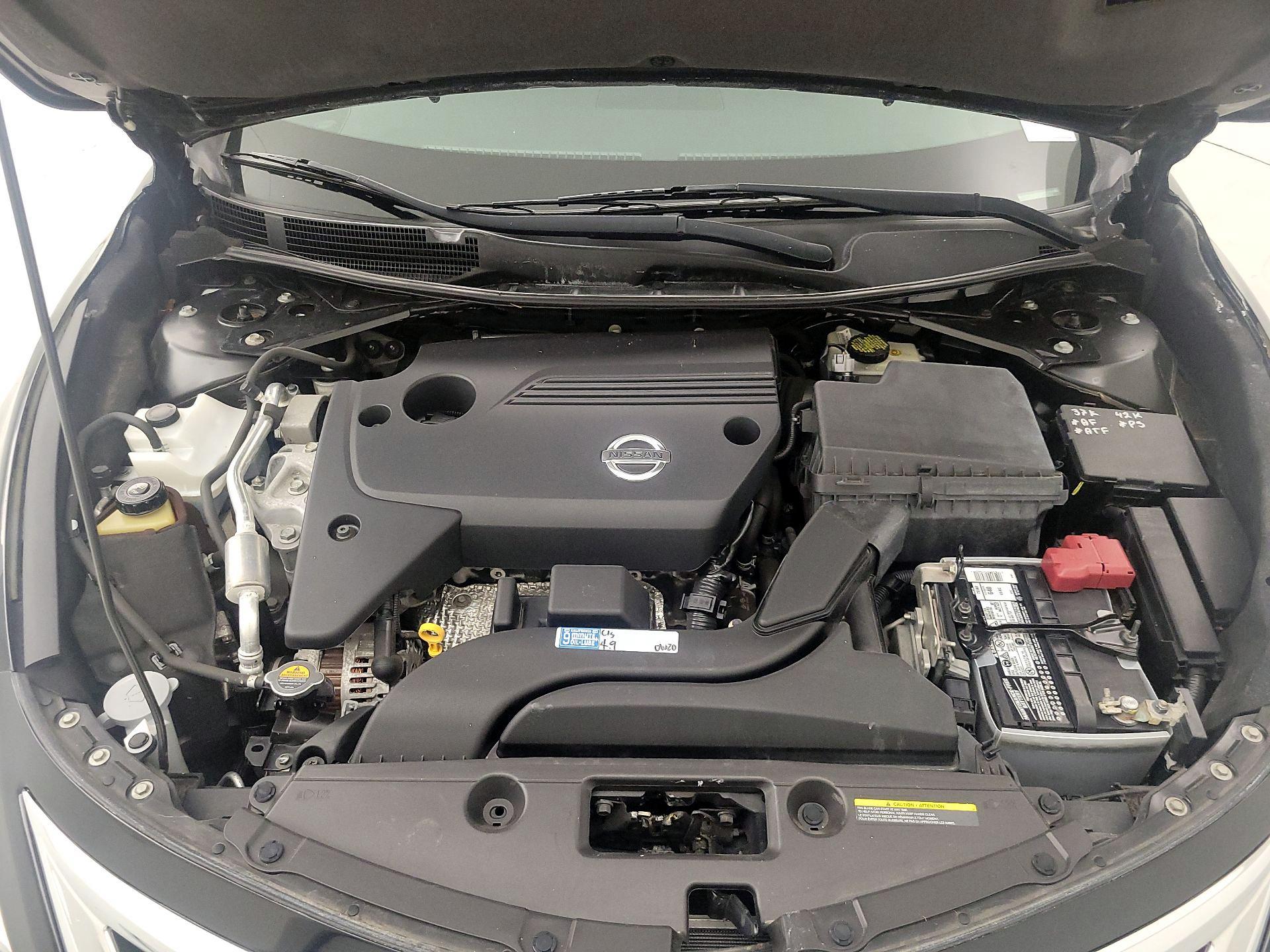 Thumbnail: 2014 Nissan Altima - 20