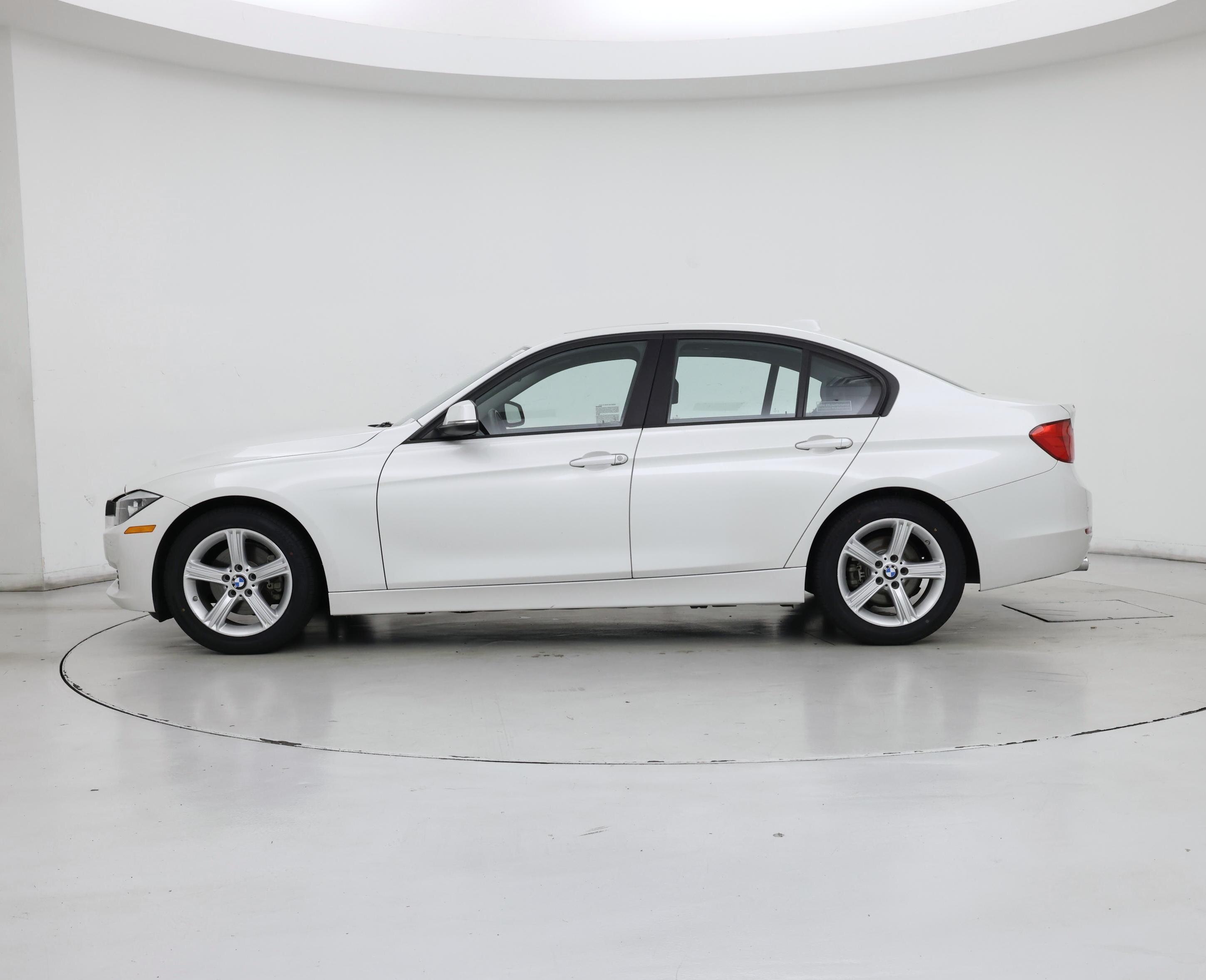 Thumbnail: 2014 BMW 3 Series - 3