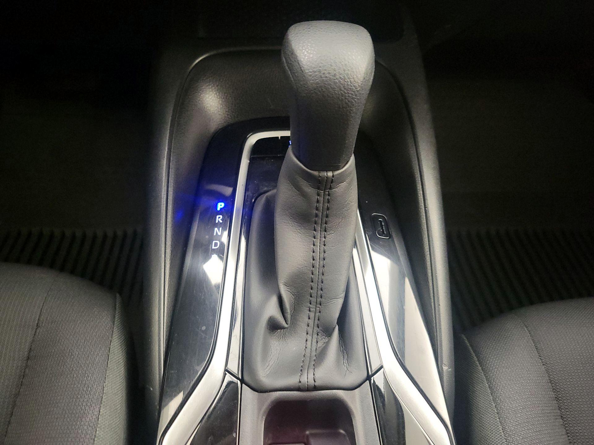 Thumbnail: 2022 Toyota Corolla - 17