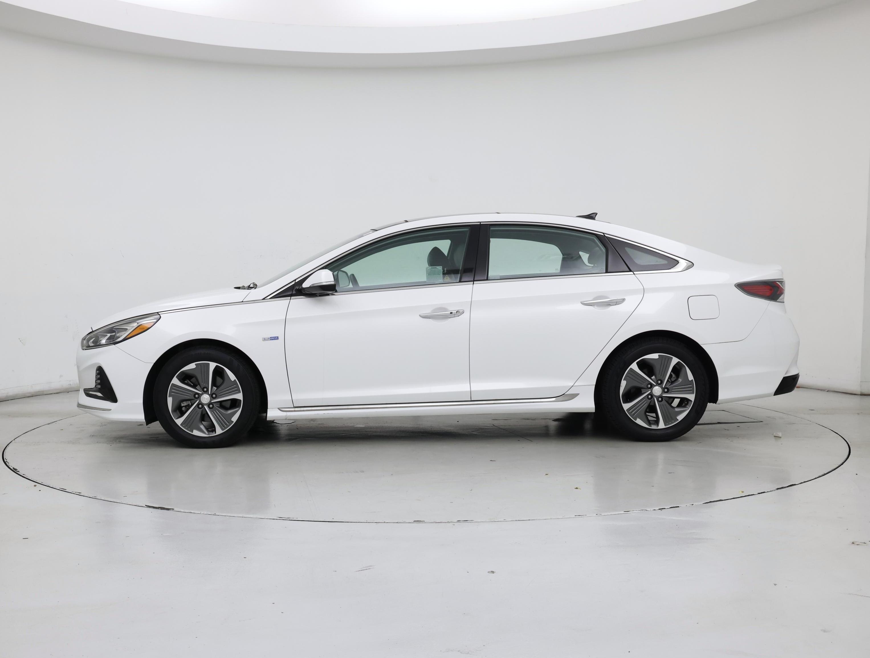 Thumbnail: 2018 Hyundai Sonata - 3