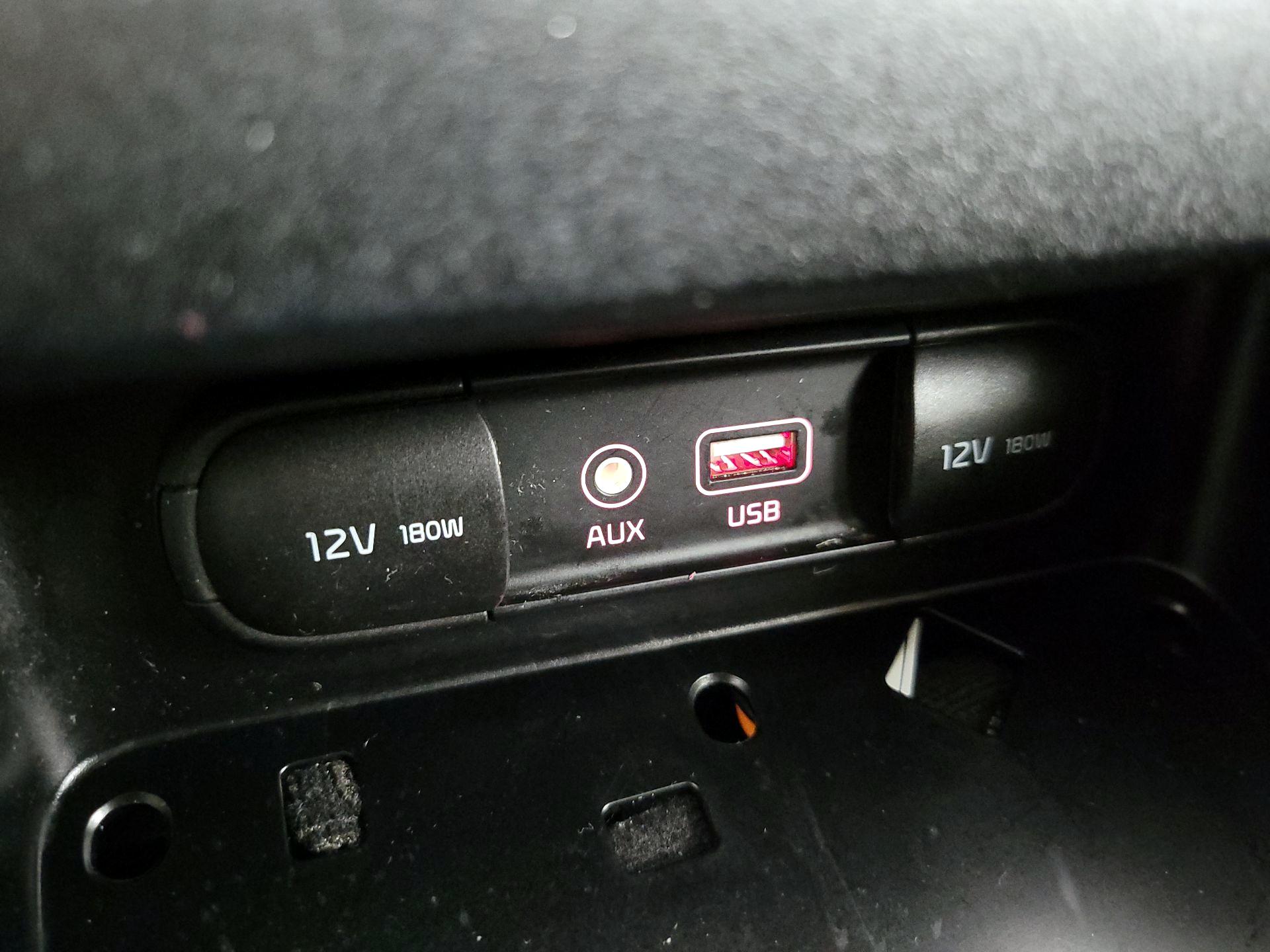 Thumbnail: 2021 Kia Forte - 16