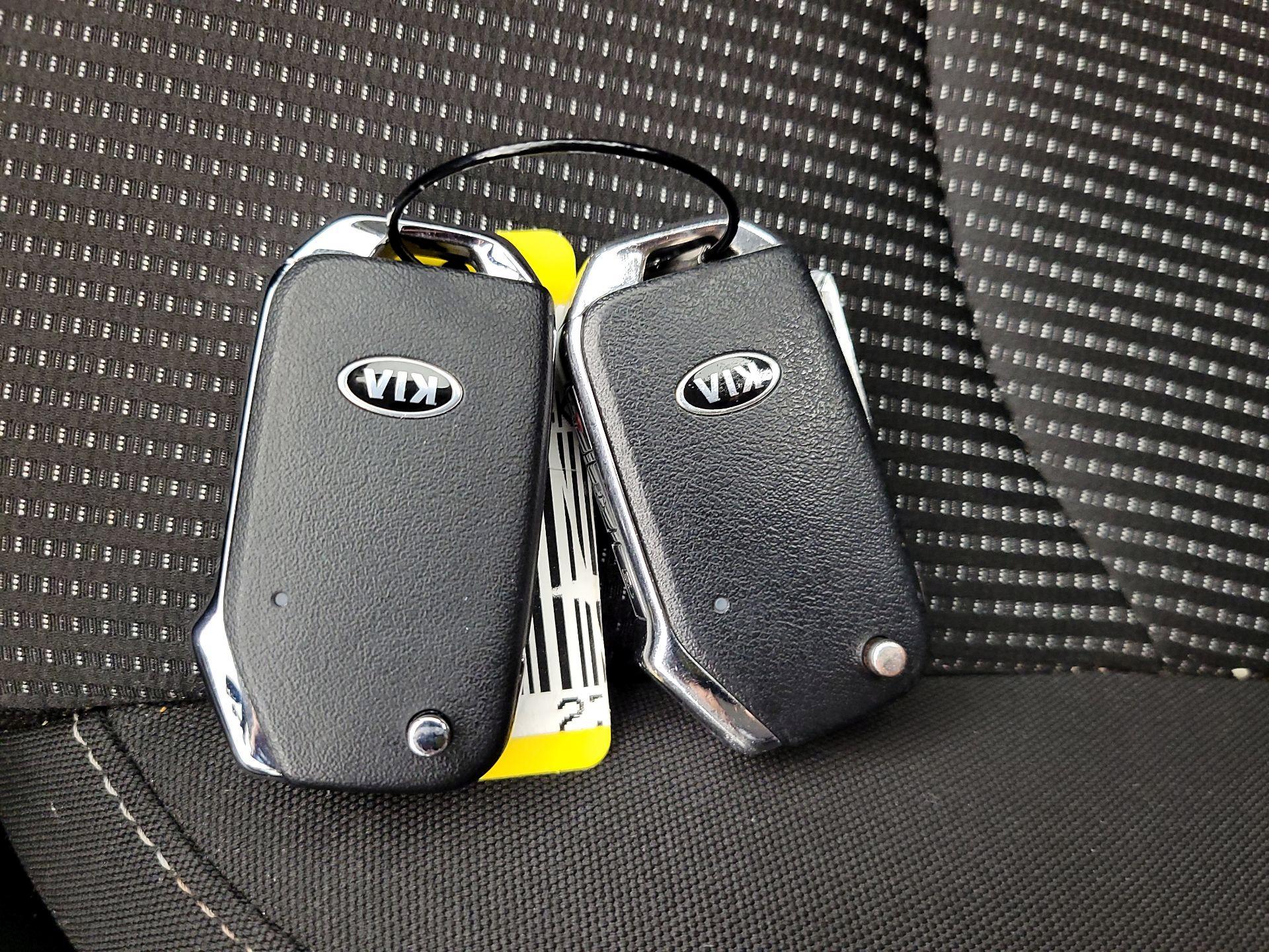 Thumbnail: 2021 Kia Forte - 20
