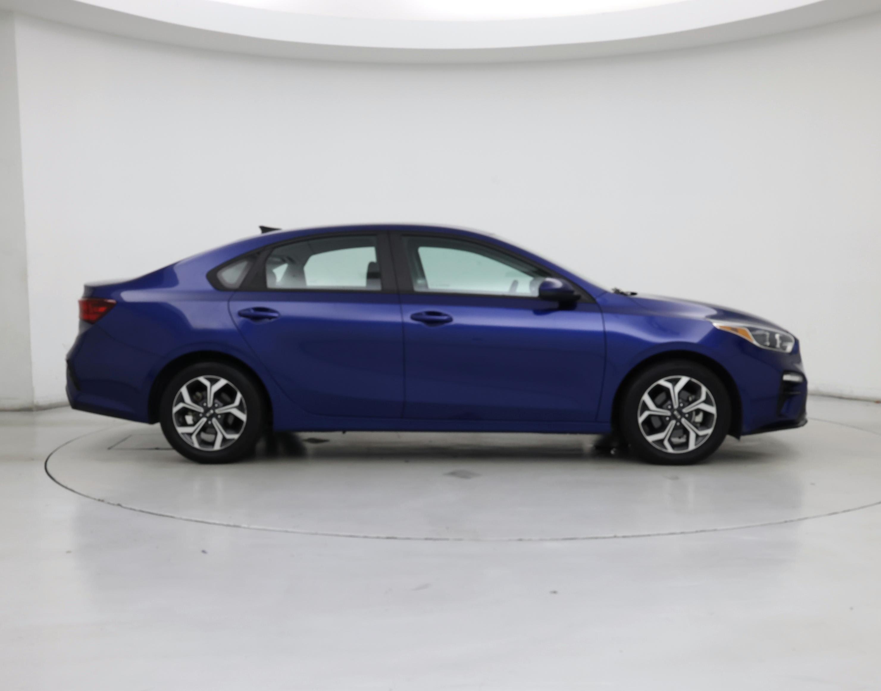 Thumbnail: 2021 Kia Forte - 7