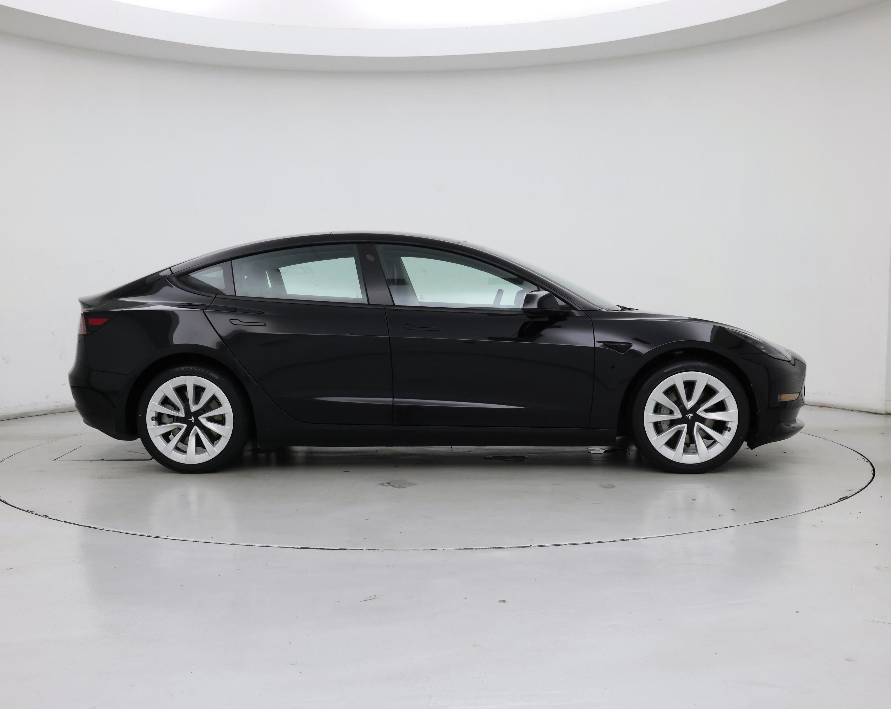 Thumbnail: 2022 Tesla Model 3 - 7