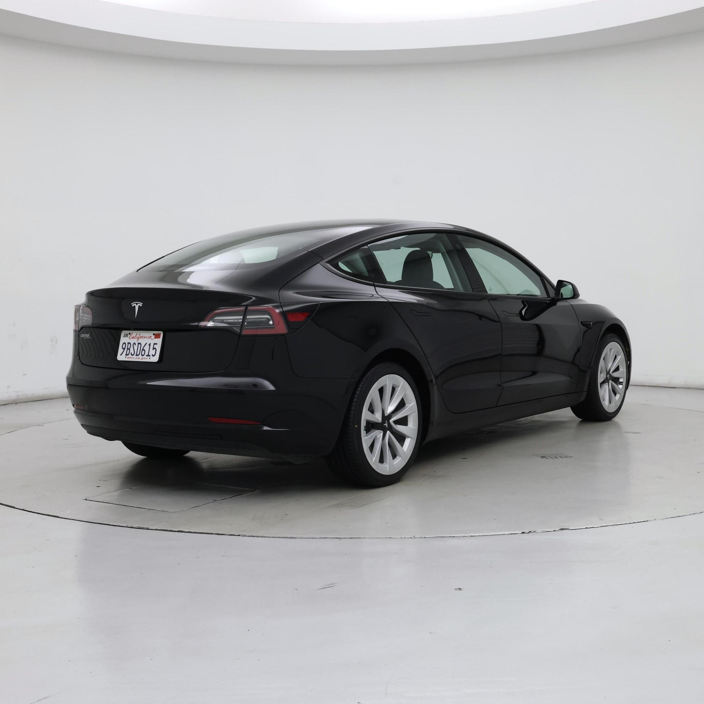Thumbnail: 2022 Tesla Model 3 - 8