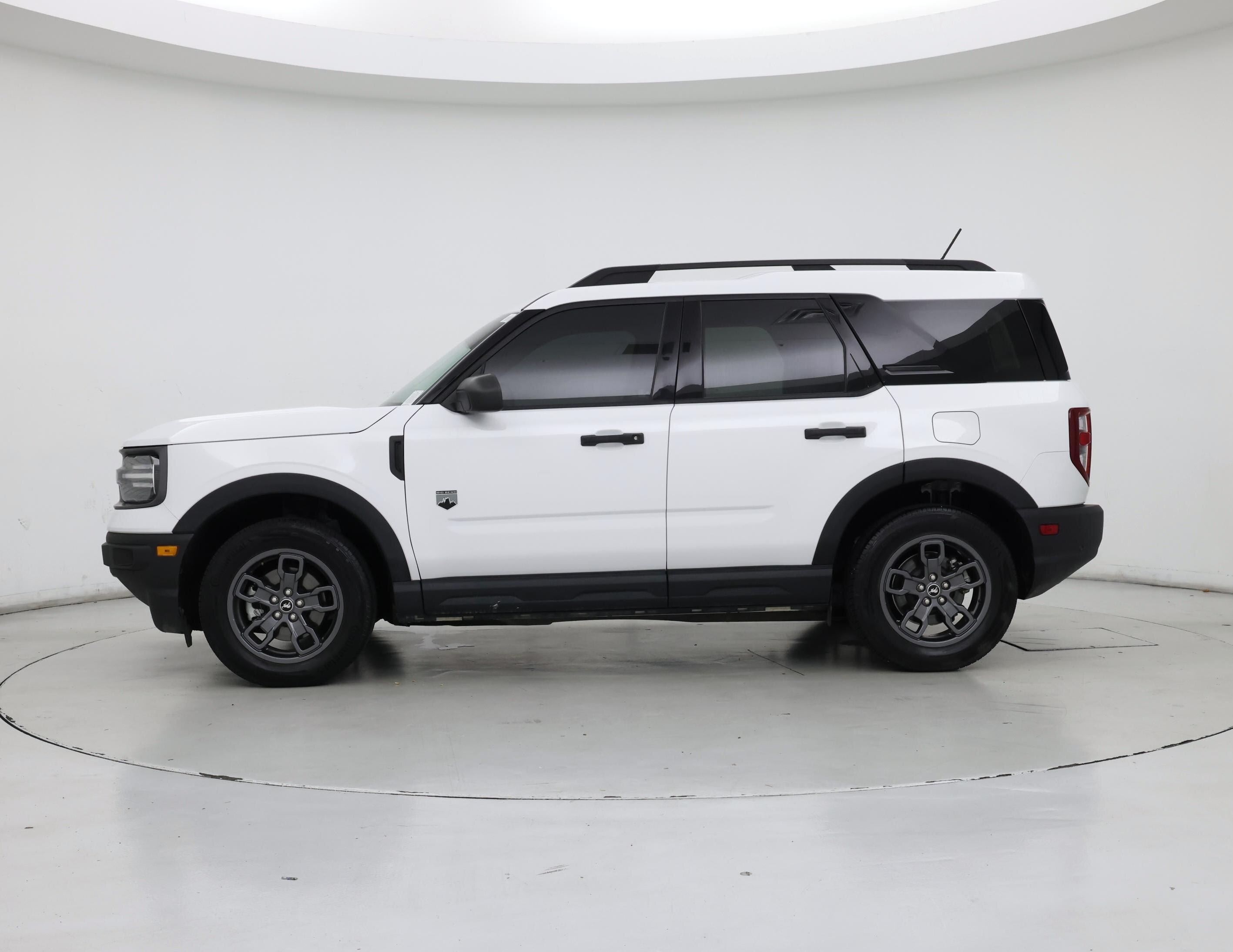 Thumbnail: 2023 Ford Bronco Sport - 3