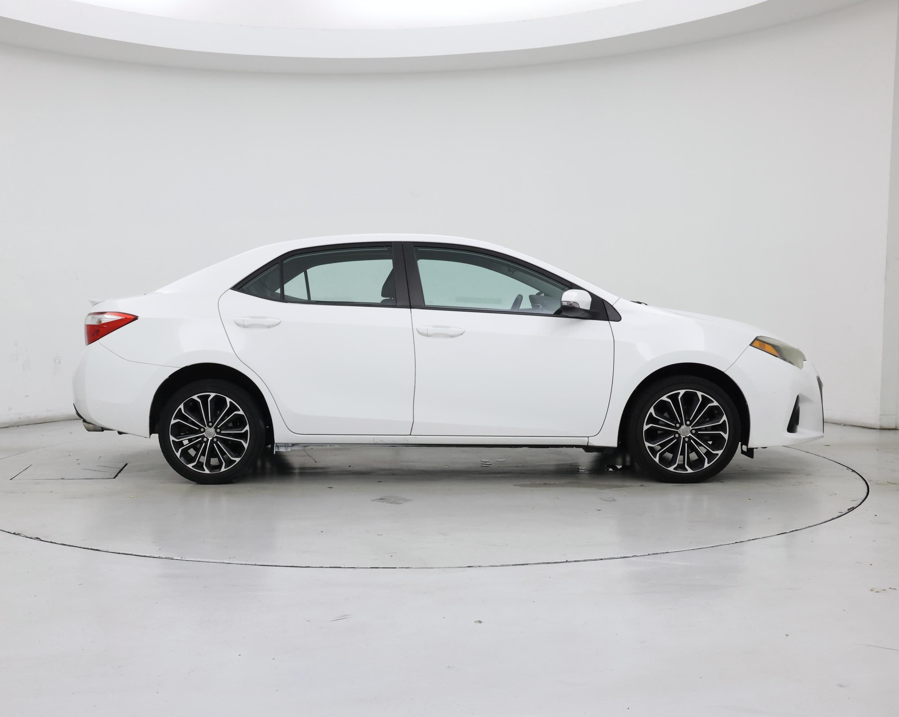 Thumbnail: 2014 Toyota Corolla - 7