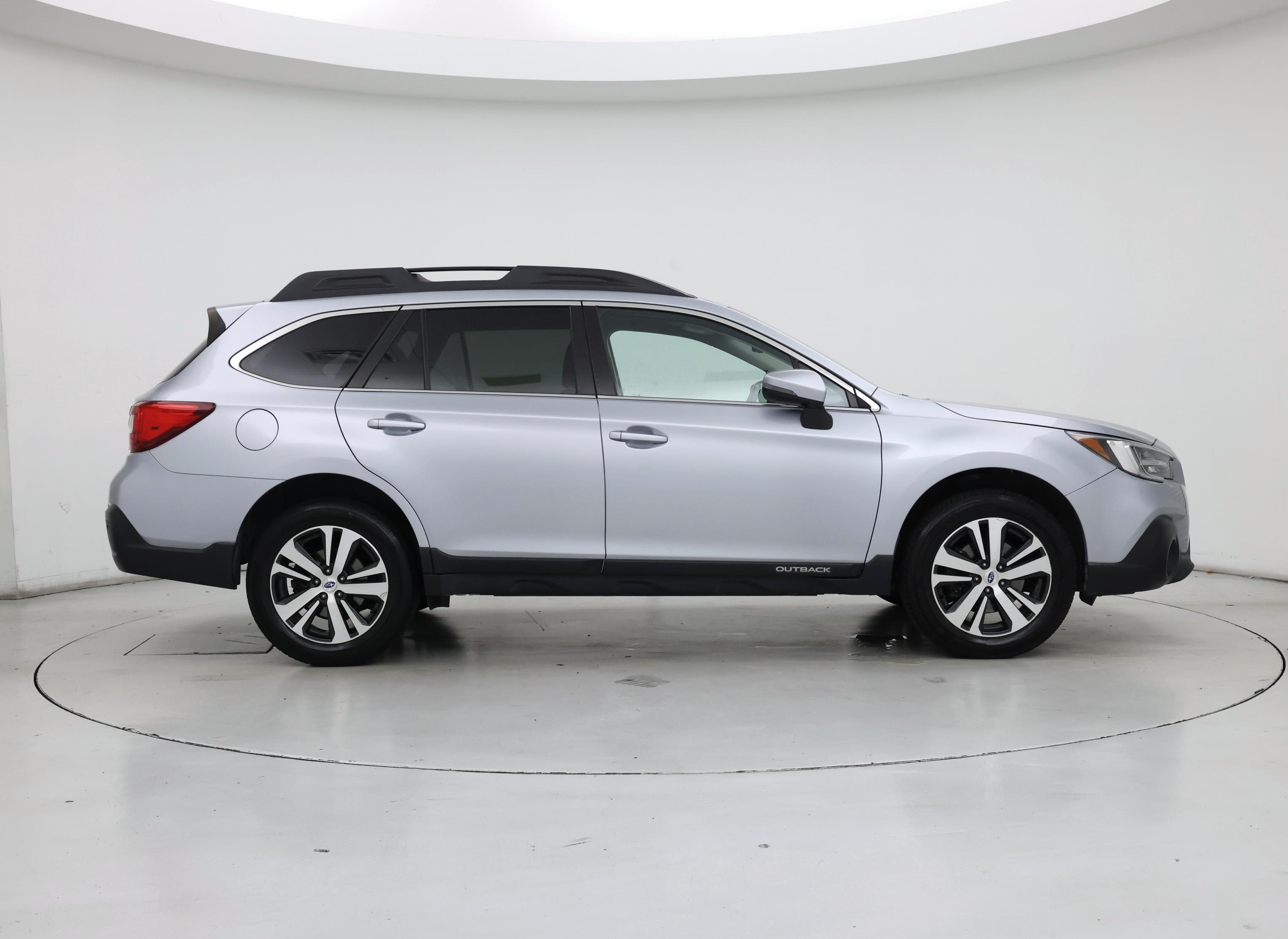 Thumbnail: 2019 Subaru Outback - 7