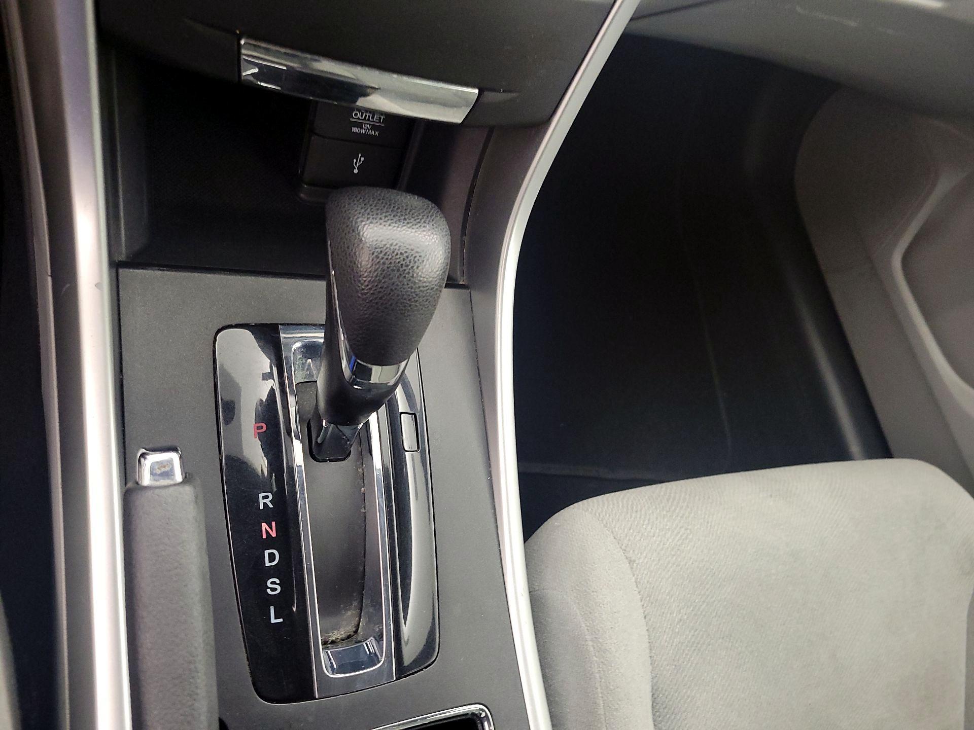 Thumbnail: 2013 Honda Accord - 17