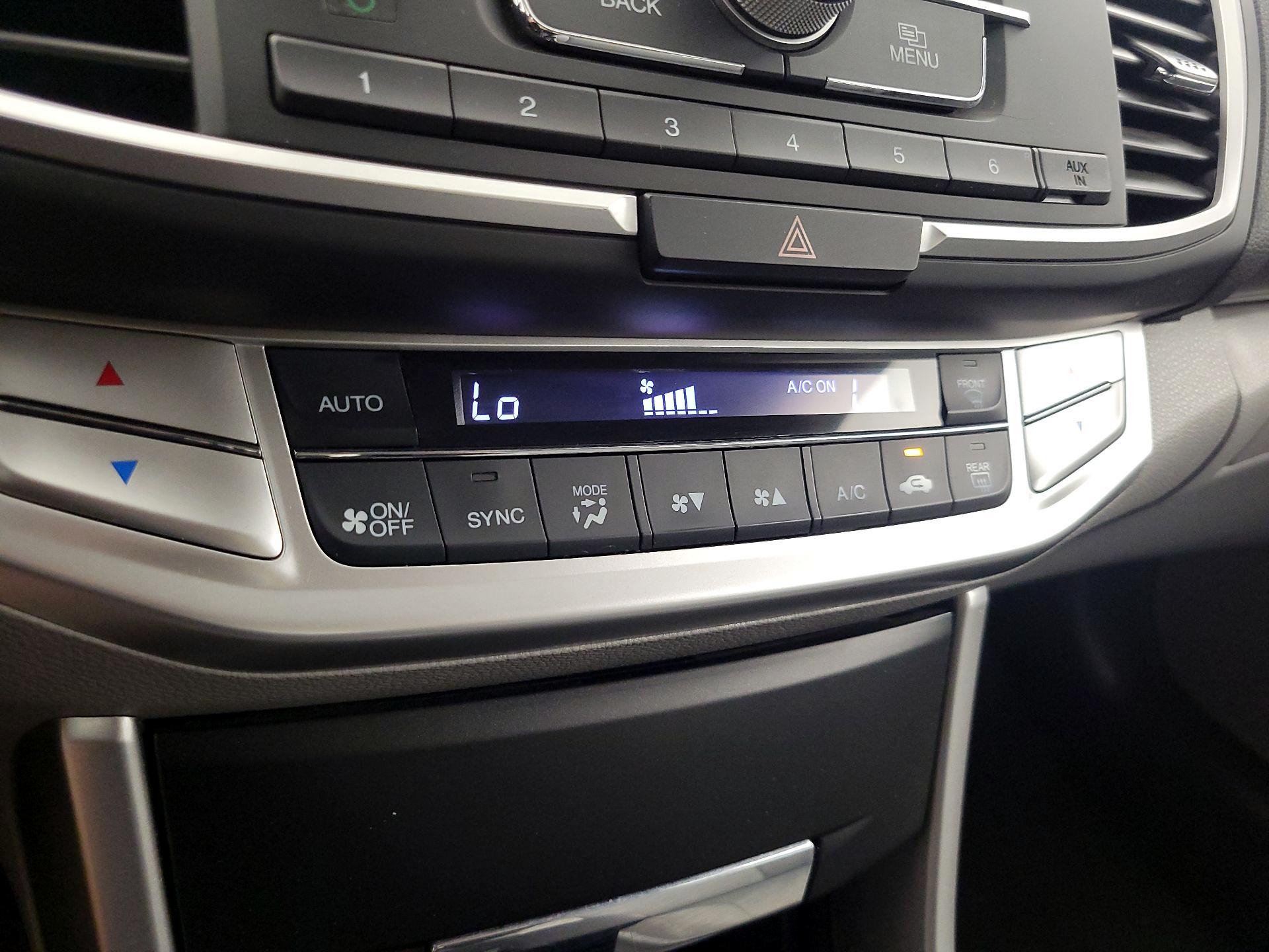 Thumbnail: 2014 Honda Accord - 16