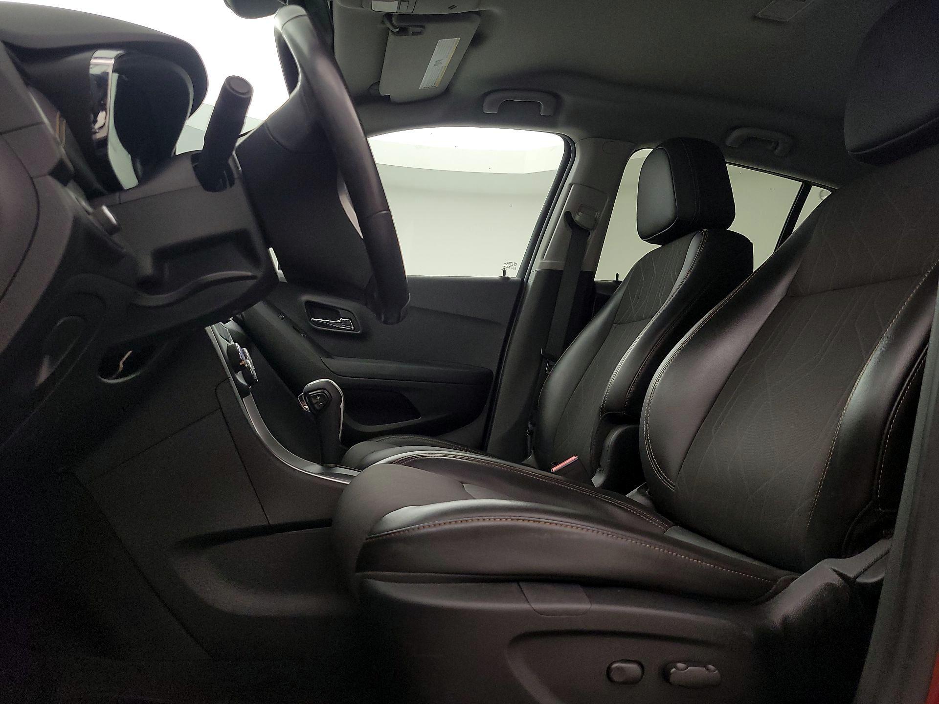 Thumbnail: 2019 Chevrolet Trax - 11