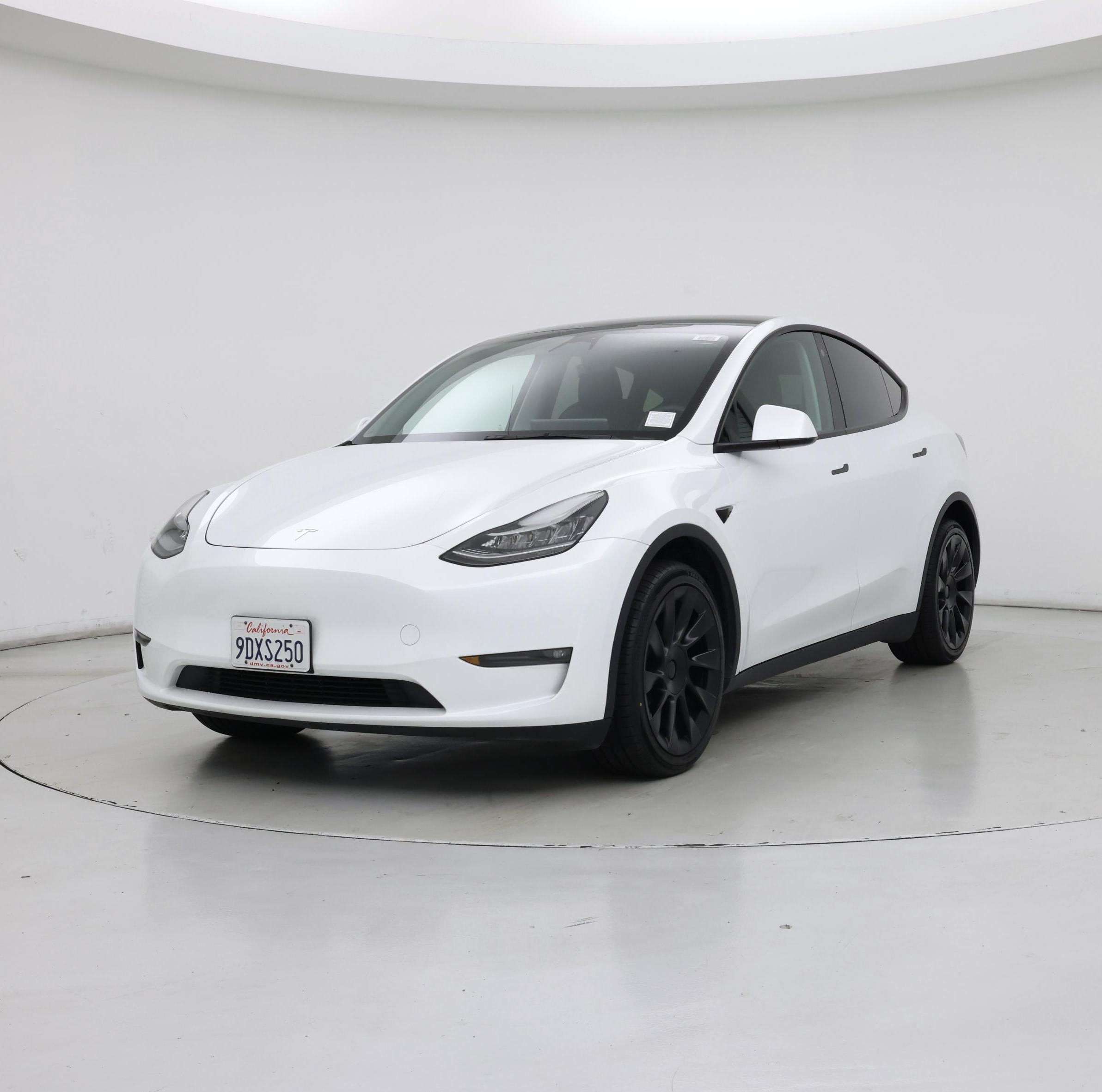 Thumbnail: 2023 Tesla Model Y - 4