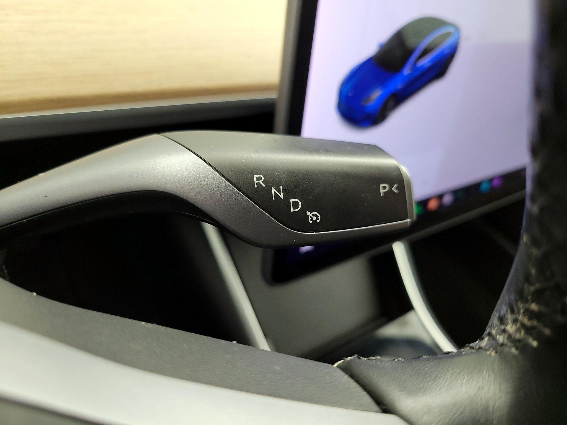 Thumbnail: 2019 Tesla Model 3 - 17