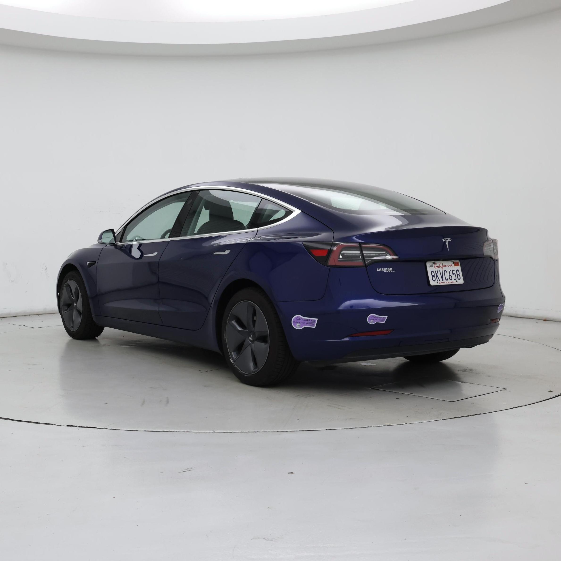 Thumbnail: 2019 Tesla Model 3 - 2