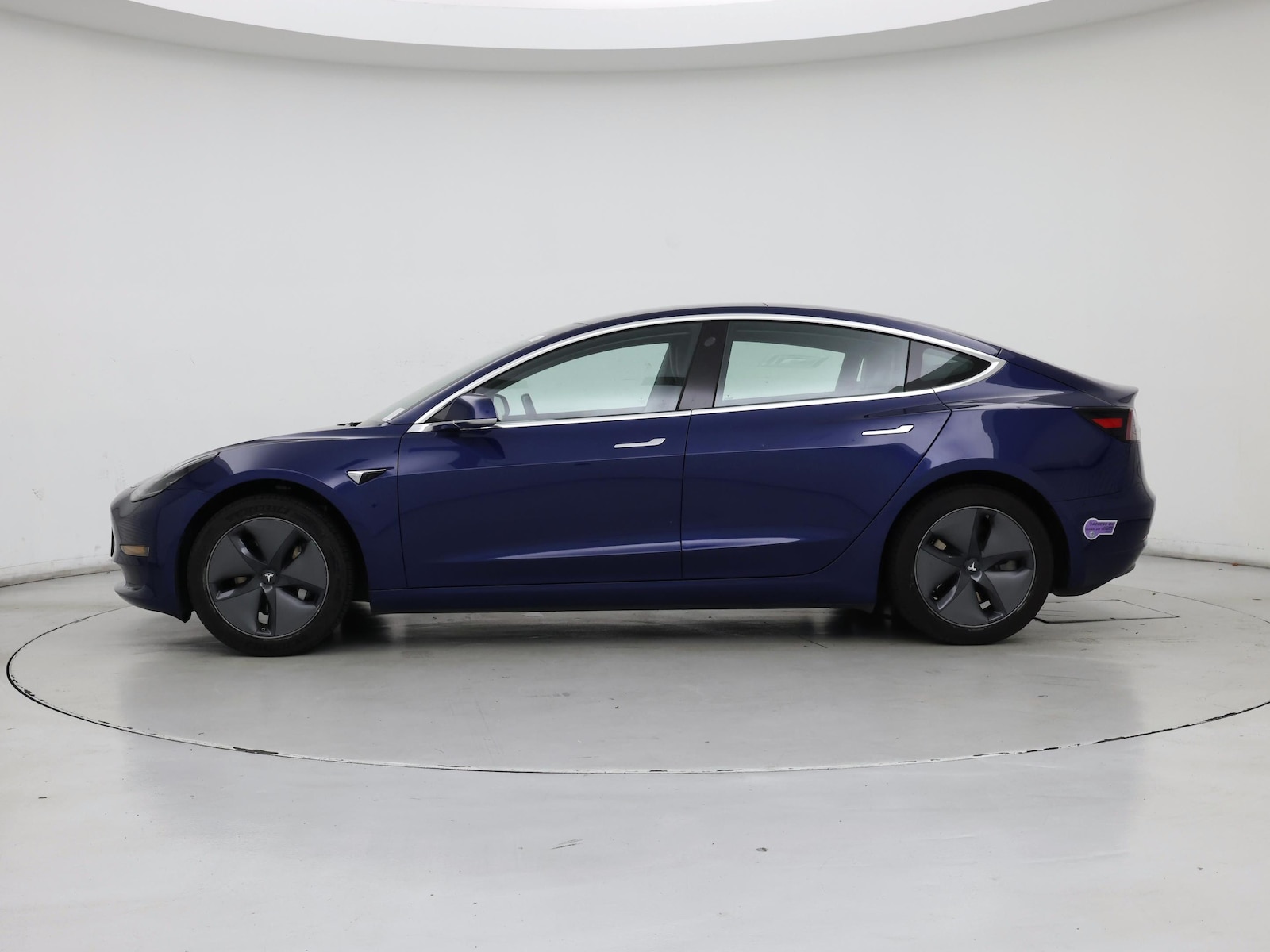 Image of 2019 Tesla Model 3 Standard Range Plus